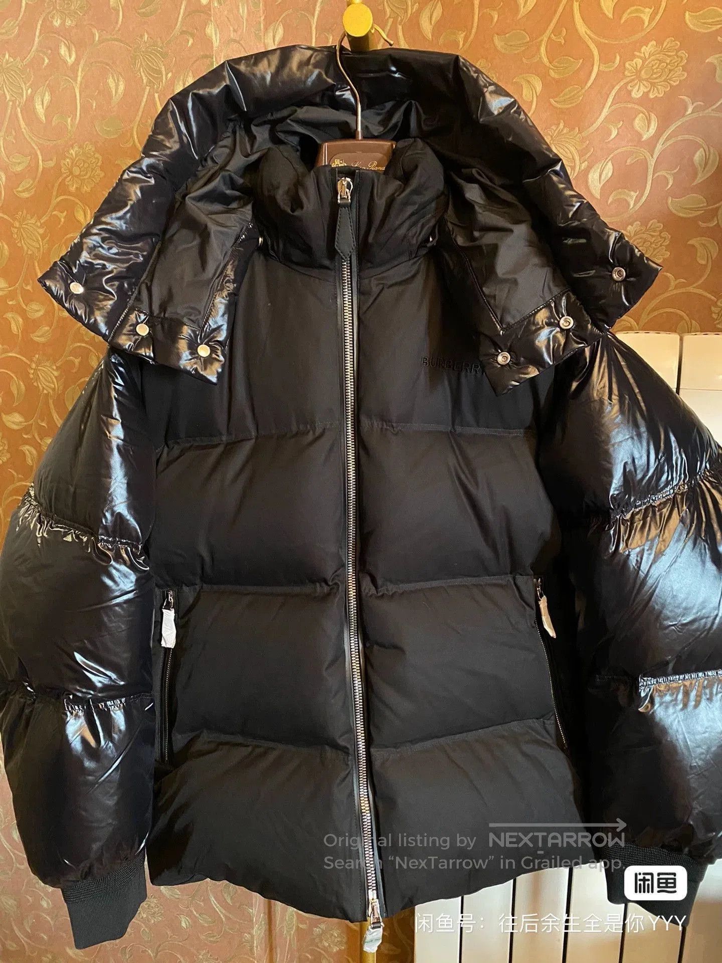 Burberry Black Puffer Jacket with Hood, Size S. Size US S / EU 44-46 / 1 - 3 Thumbnail