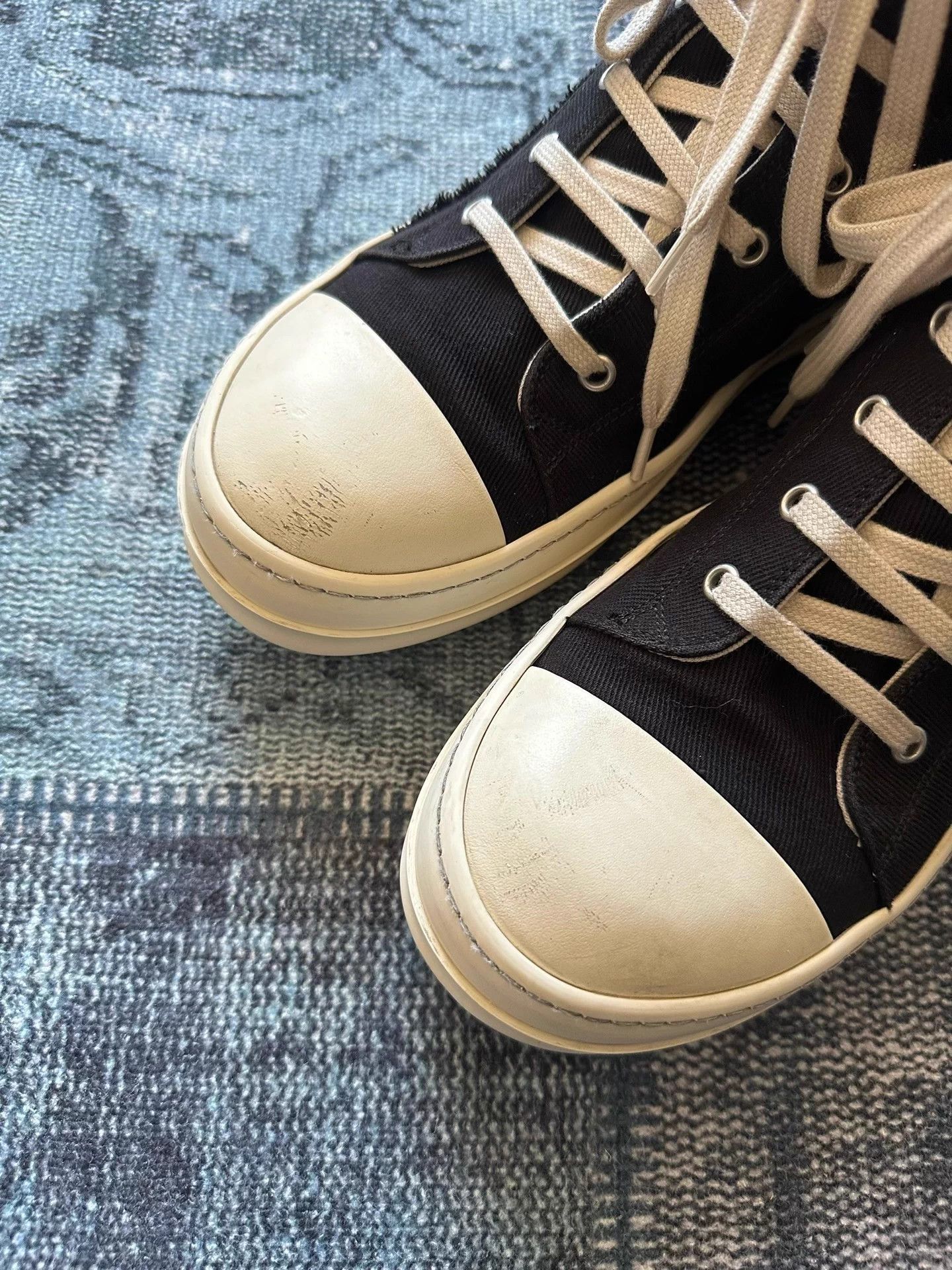 Rick Owens Rick Owens Pentagram Mismatched Converse 42 (1/1 logo) Mint Size US 9 / EU 42 - 5 Thumbnail
