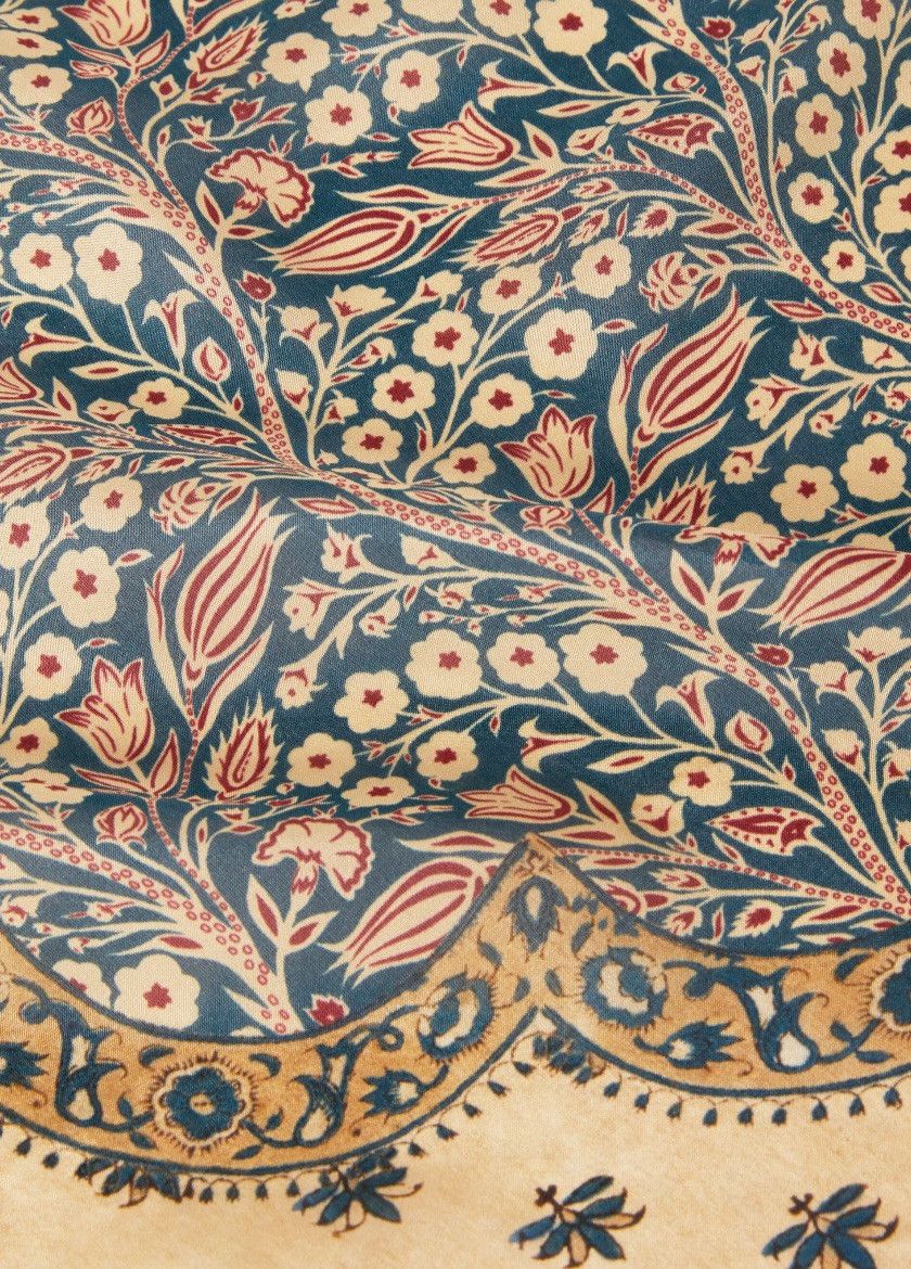 Loro Piana o1srvl11e0325 FAO1201 Size: OS / Silk Scarf in Multicolor Size ONE SIZE - 2 Thumbnail