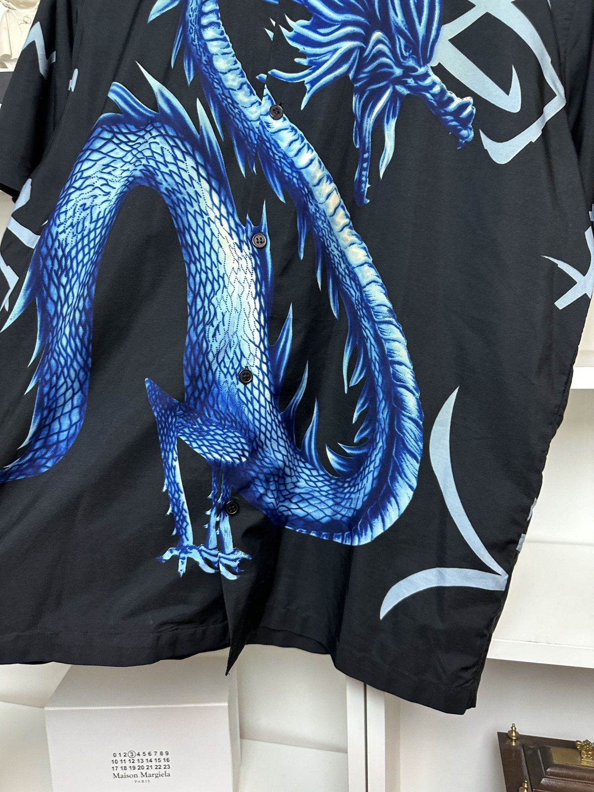 Other Vintage all over print shortsleeve dragon shirt Size US L / EU 52-54 / 3 - 3 Thumbnail