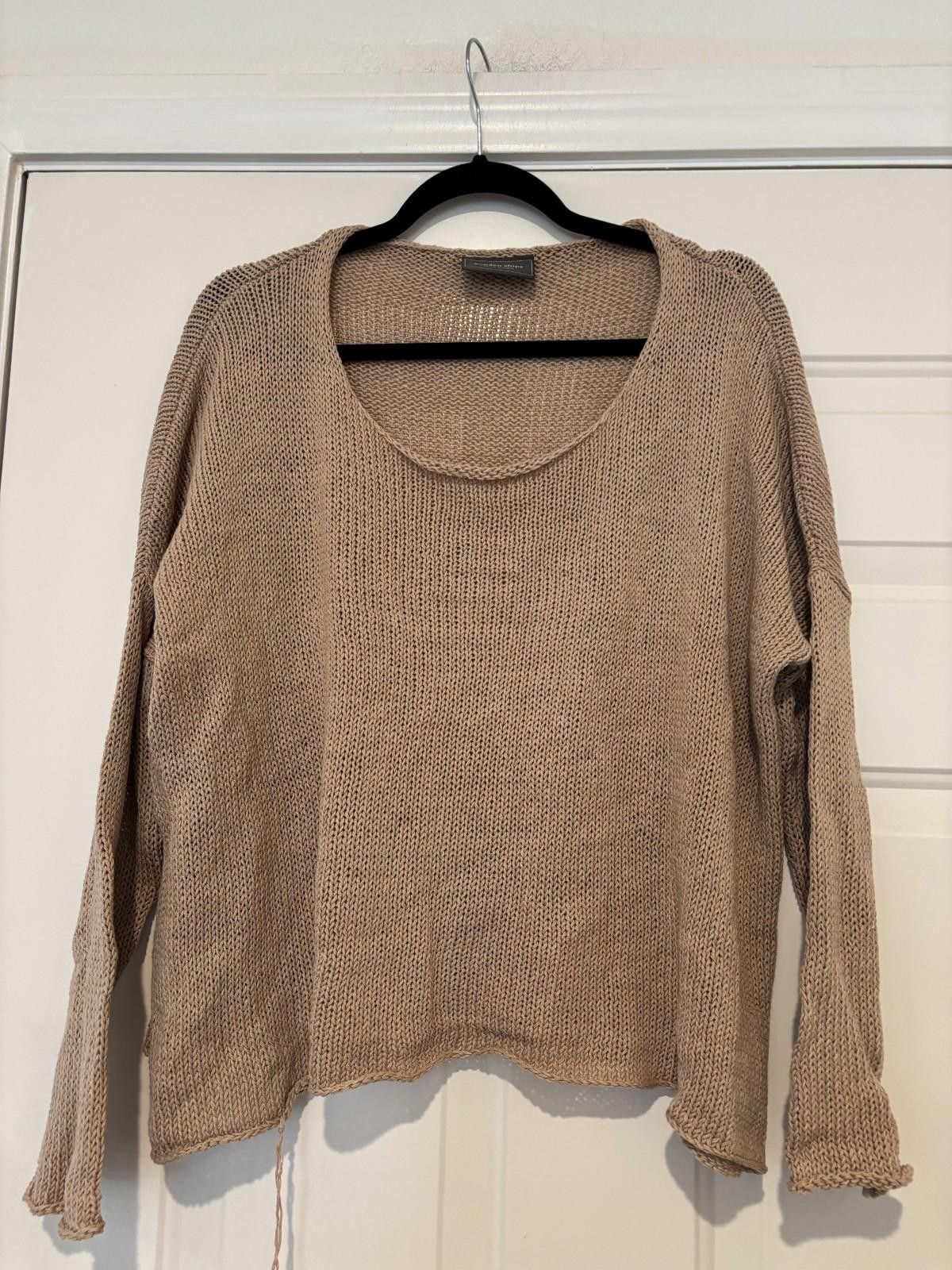 Designer Women's sz S-M oversized Wooden Ship beige knit sweater #614 Size M / US 6-8 / IT 42-44 - 1 Thumbnail