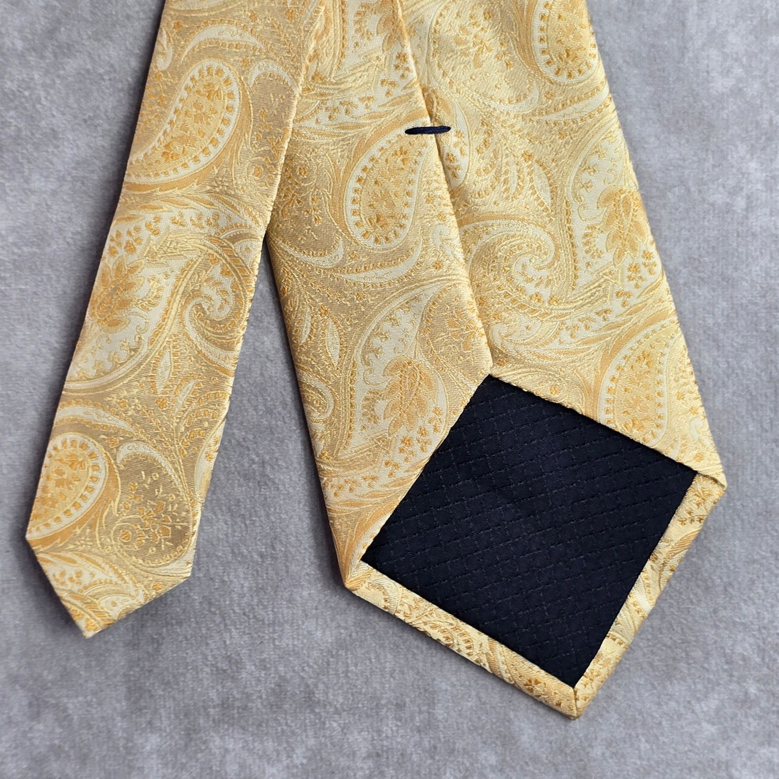 Jones New York Jones New York Yellow Floral Paisley 100% Silk Neck Tie Size 30 - 6 Thumbnail