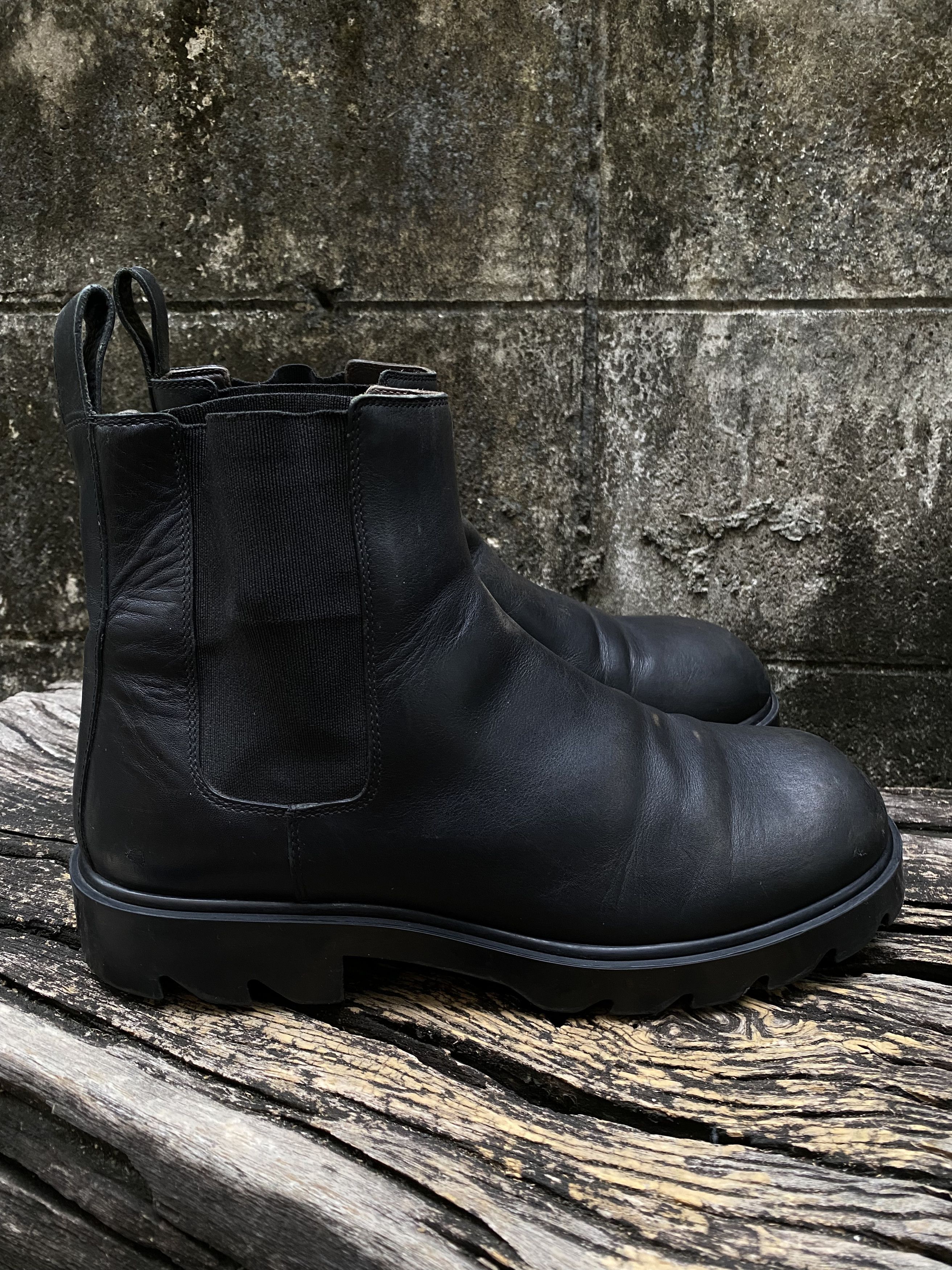 Bottega Veneta Bottega Veneta Tire Chelsea Boots Black Leather EU41 Size US 8 / EU 41 - 5 Thumbnail