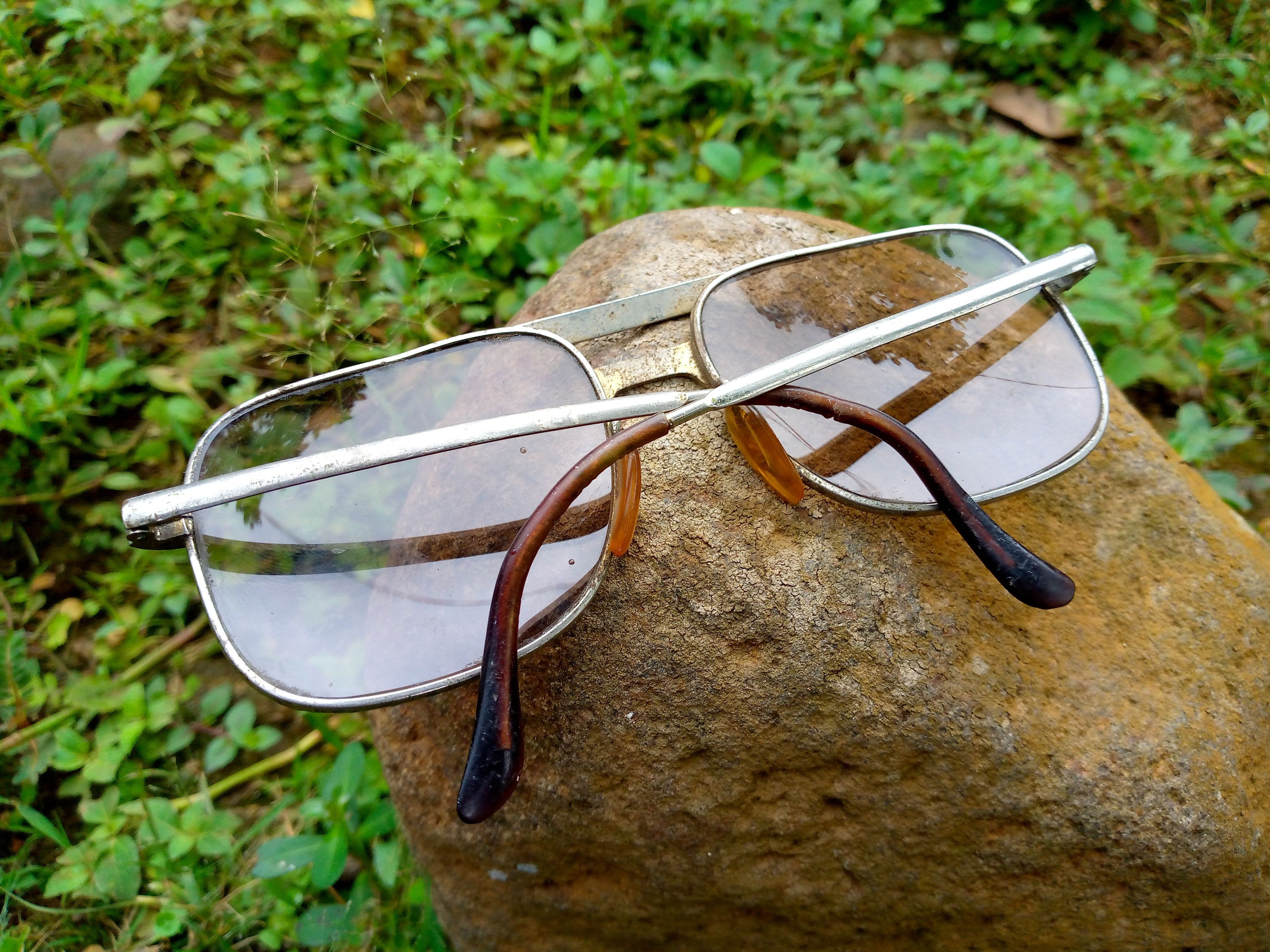 Vintage 70s Sunglasses Uknown Brand Size ONE SIZE - 2 Thumbnail