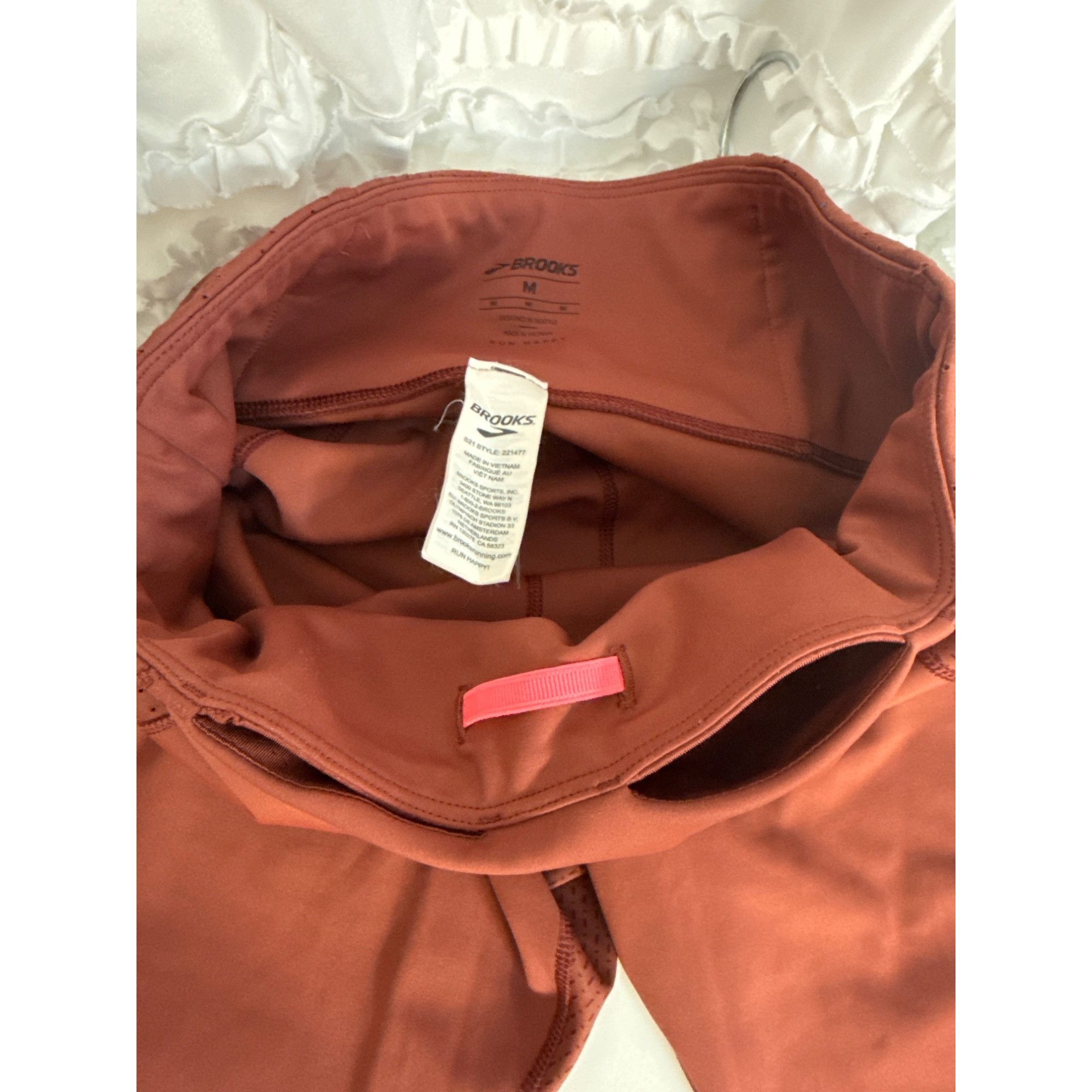 Brooks Brooks Method Womens Medium Terracotta 1/2 Crop Leggings 4 P Size 27" / US 4 / IT 40 - 10 Thumbnail