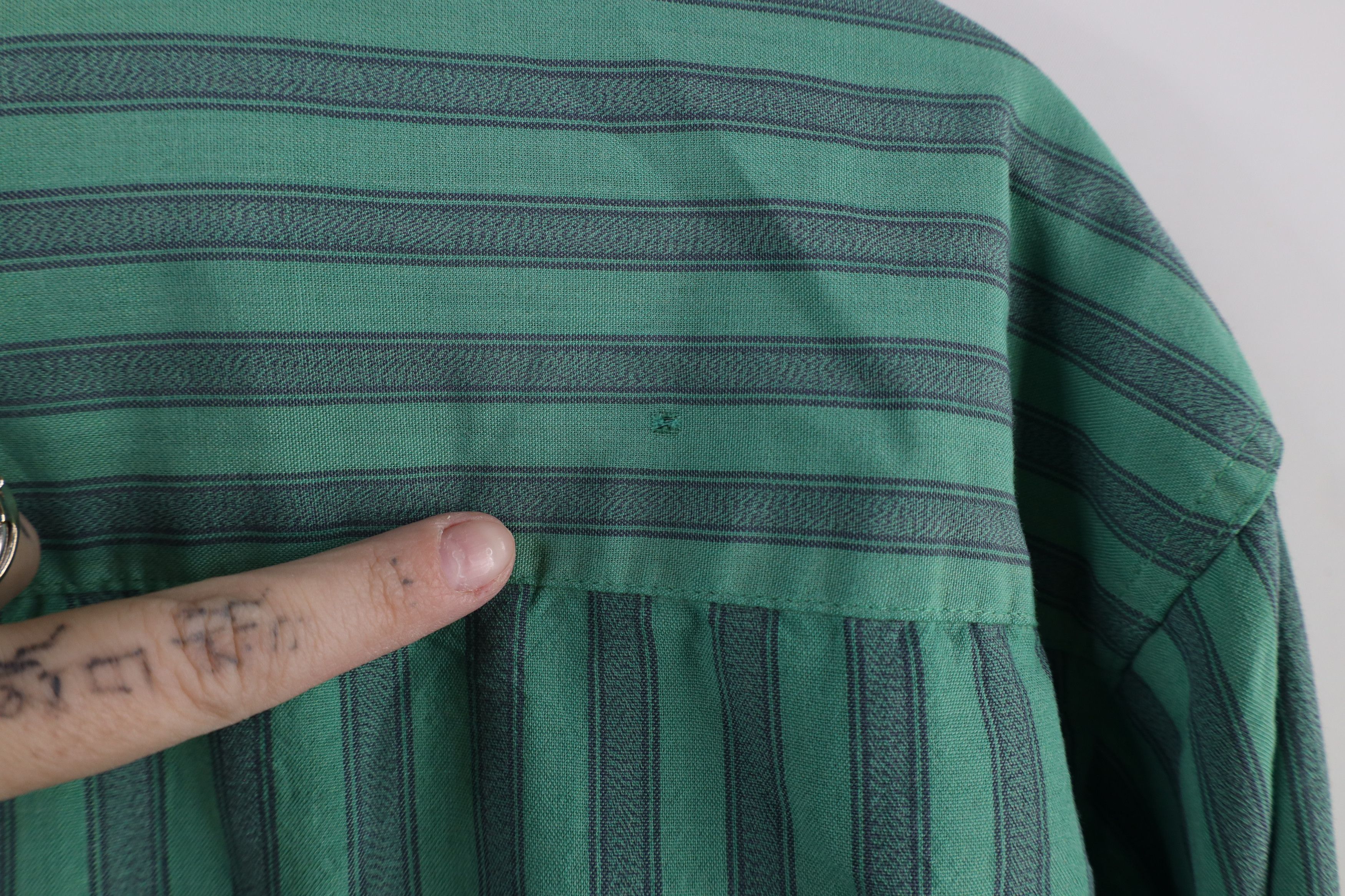 Levi's × Vintage Vintage 80s Levis Silver Label Big E Striped Button Shirt Size US M / EU 48-50 / 2 - 12 Thumbnail