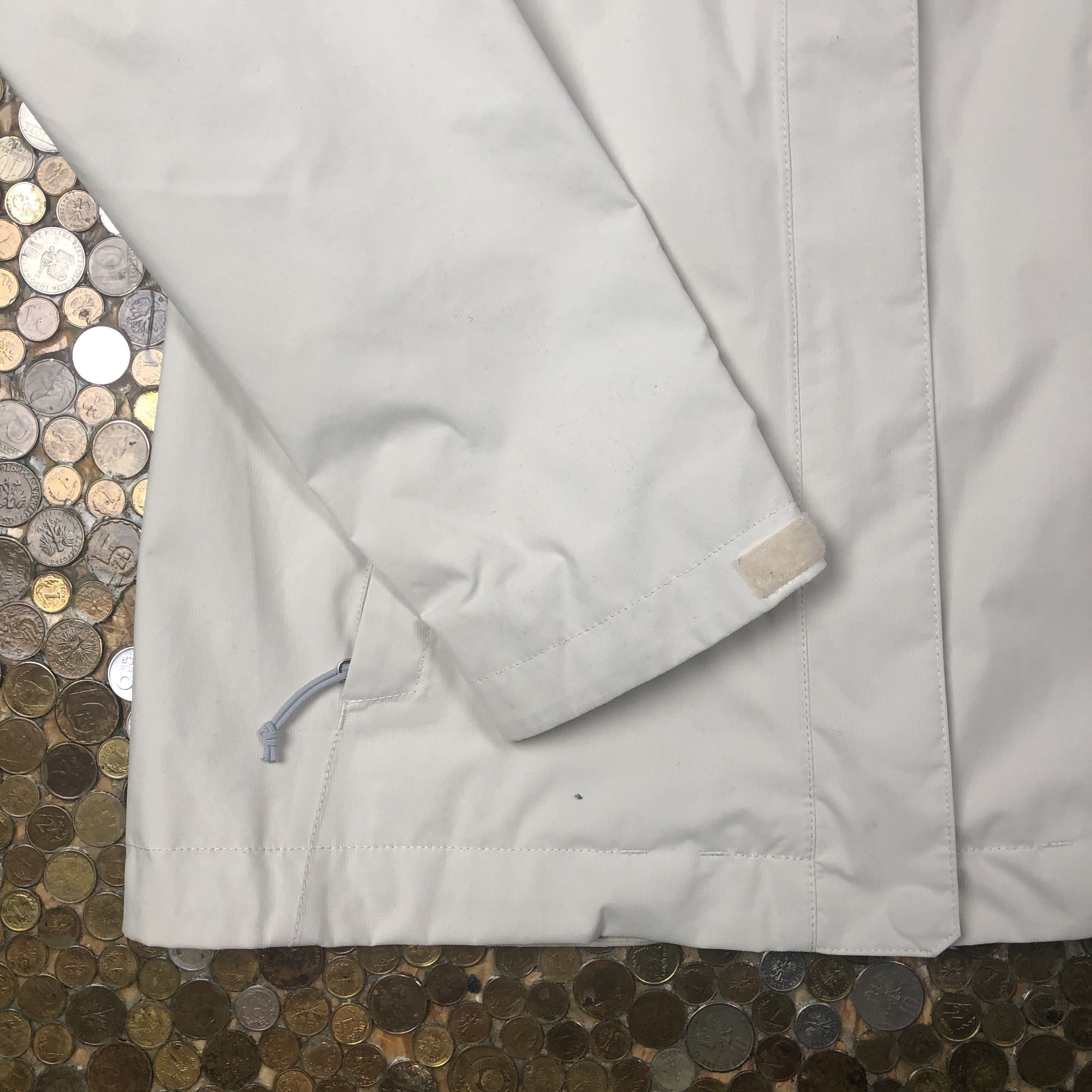 The North Face The North Face Jacket with hoodie HyVent Size M / US 6-8 / IT 42-44 - 3 Thumbnail