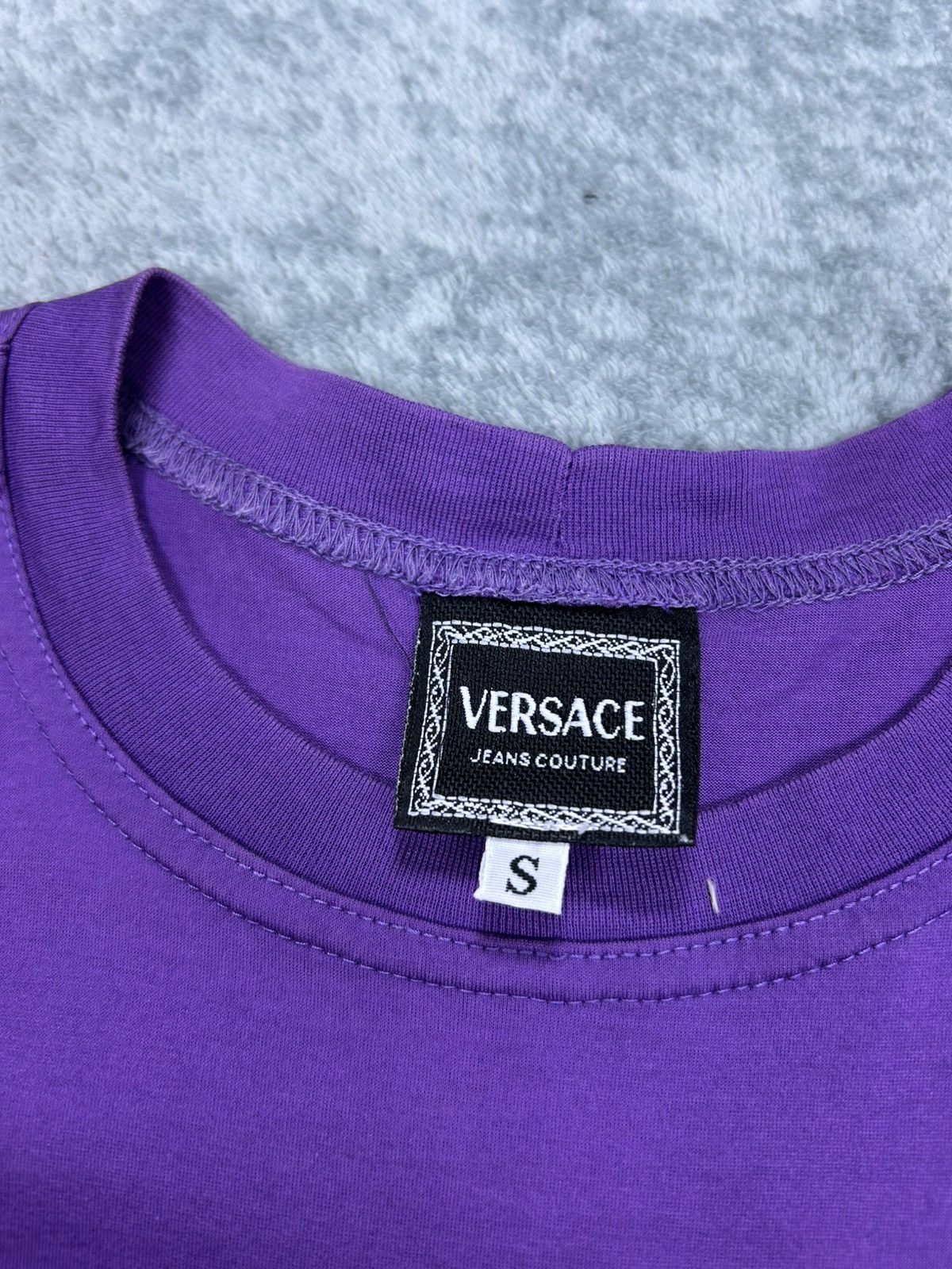 Versace Jeans Couture Vintage Versace Jeans Couture T-Shirt Size US S / EU 44-46 / 1 - 8 Thumbnail