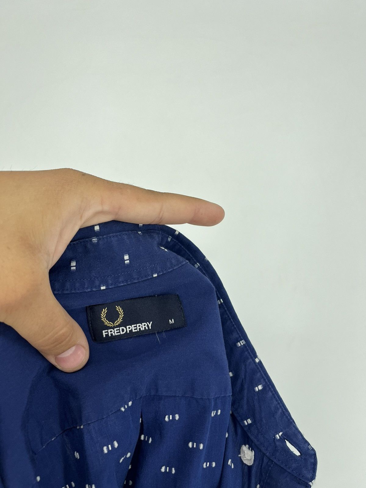 Fred Perry × Vintage Vintage FRED PERRY Long Sleeve Button Down Shirt Size US M / EU 48-50 / 2 - 10 Thumbnail