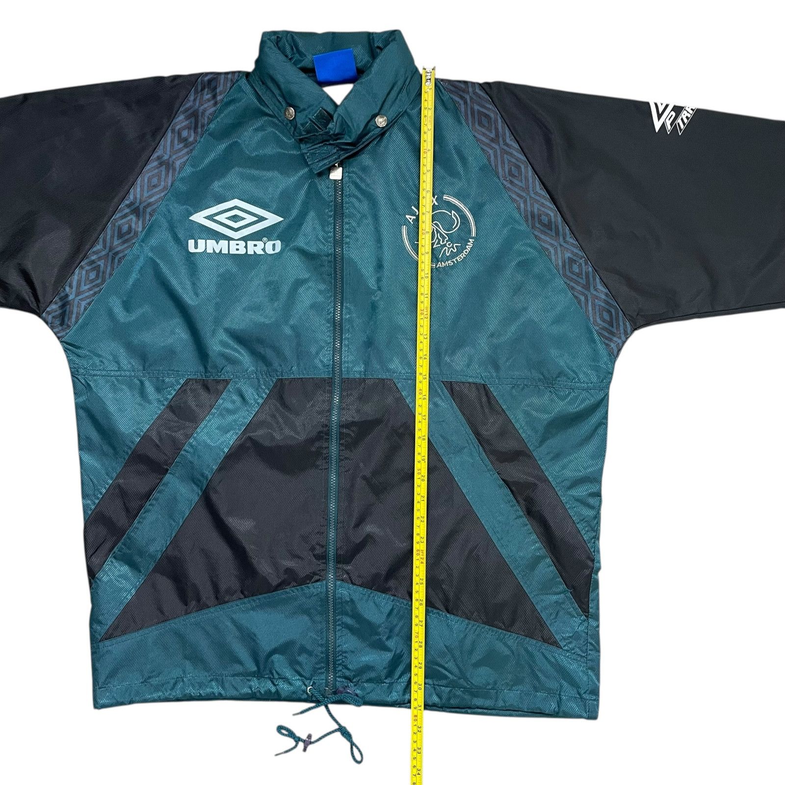 Umbro RARE VTG 90s AJAX AMSTERDAM PRO TRAINING WINDBREAKER JACKET Size US M / EU 48-50 / 2 - 8 Thumbnail