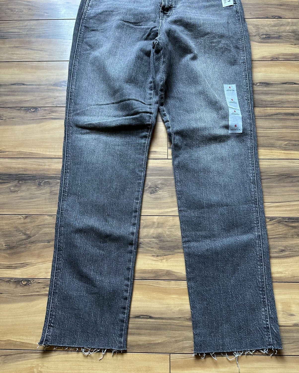 Old Navy Old Navy Women's Black//Gray vintage slim jeans Size 28" / US 6 / IT 42 - 2 Thumbnail