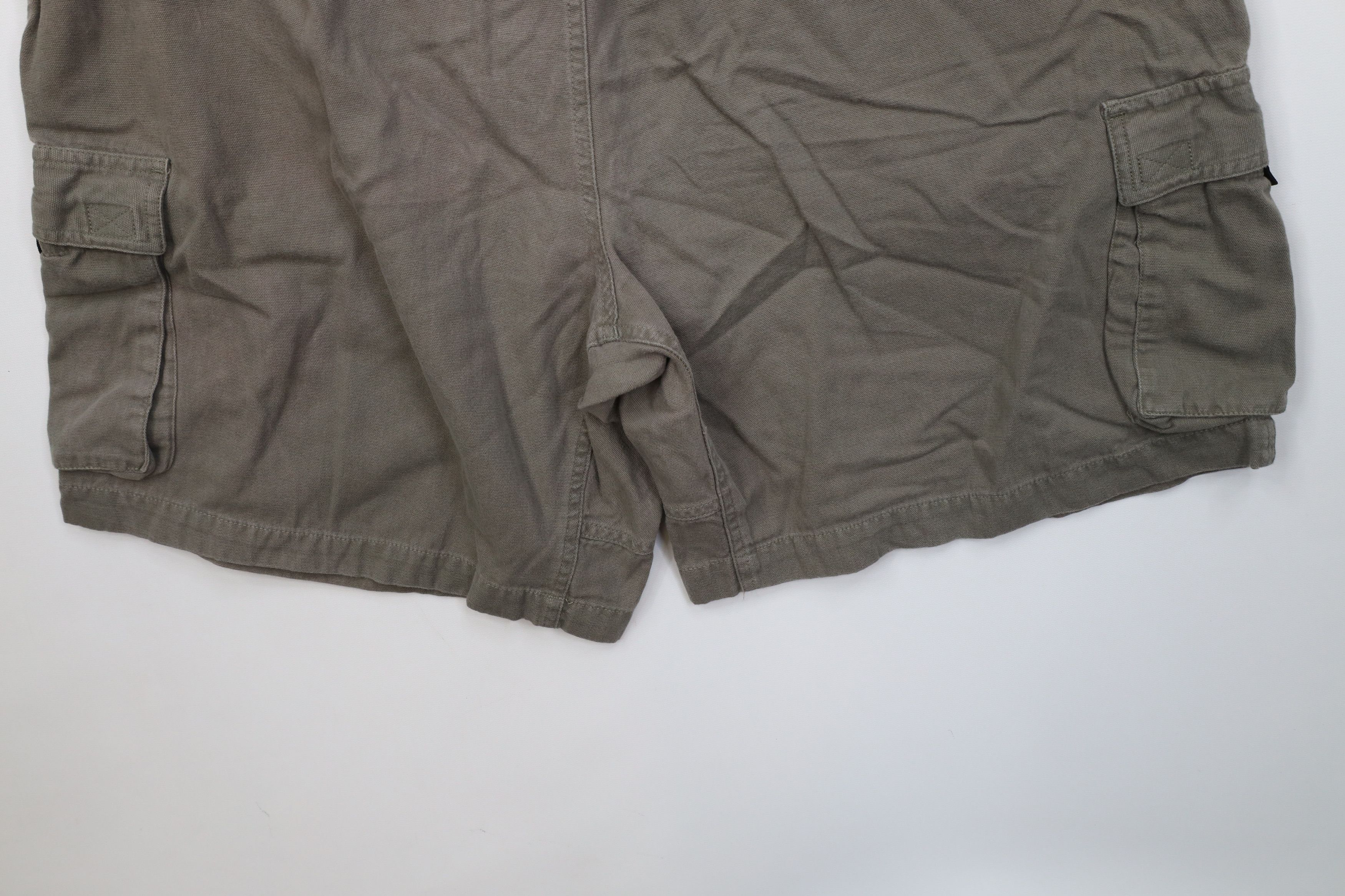 Vintage Vintage 90s Streetwear Belted Above Knee Cargo Shorts Green Size US 34 / EU 50 - 11 Thumbnail