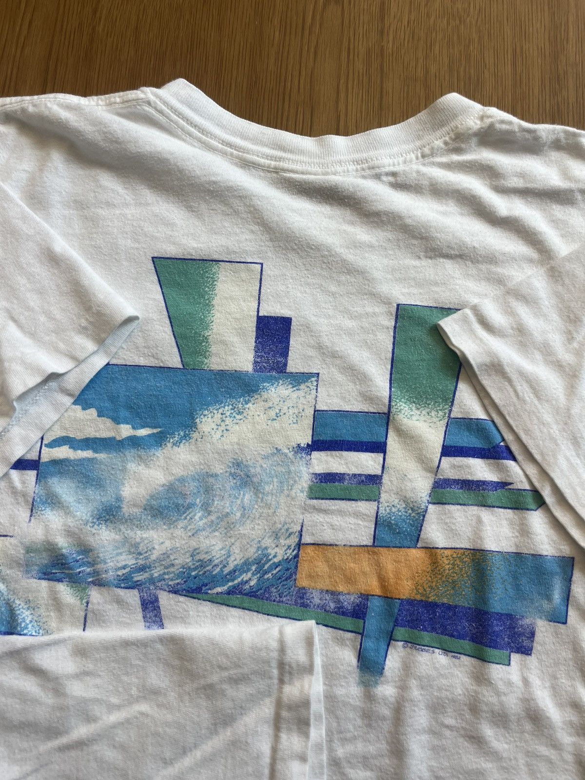 Vintage Vintage STUBBIES Art work Big Wave 1982’s Tshirt Size US L / EU 52-54 / 3 - 11 Thumbnail