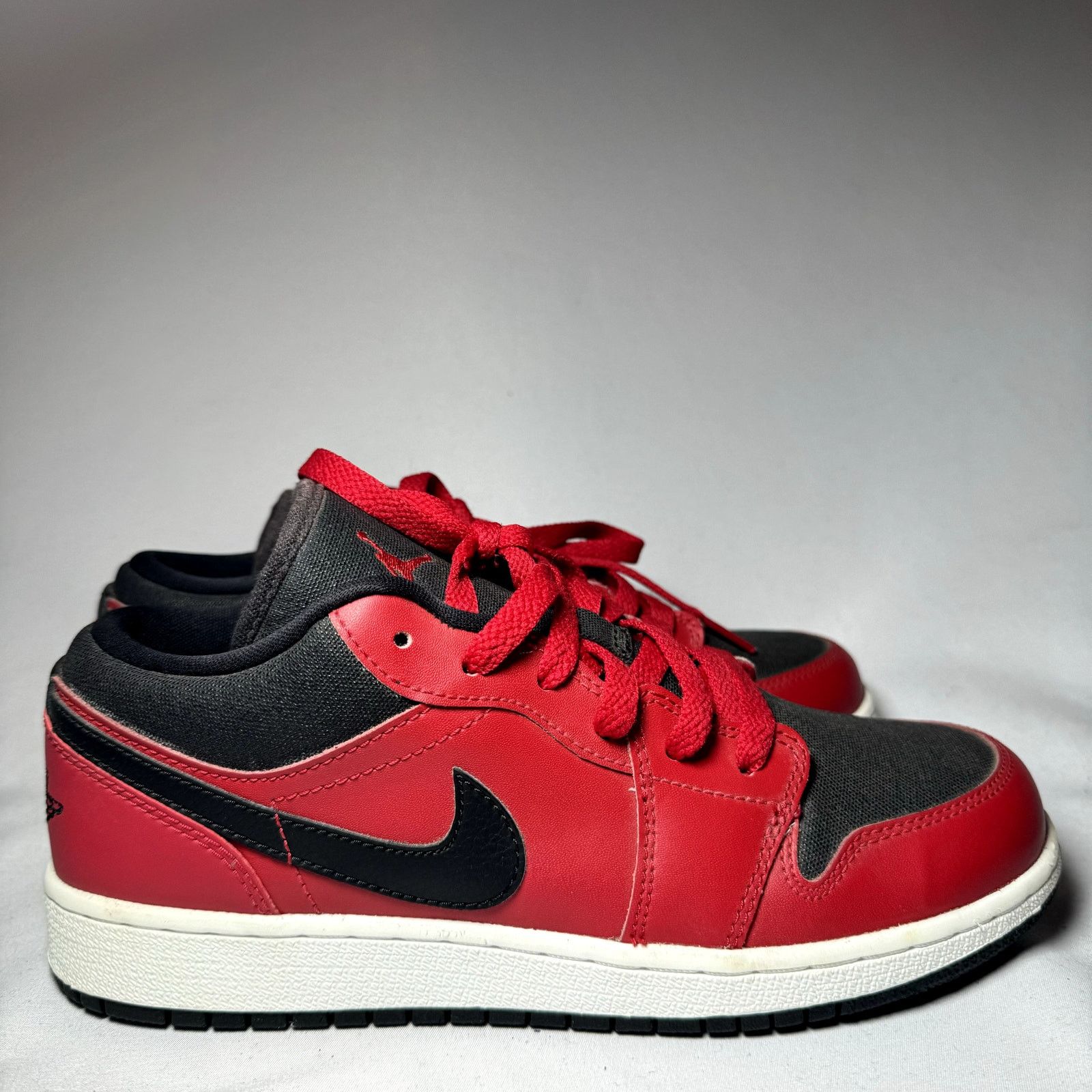 Jordan Brand × Nike Size 6 - Nike Air Jordan 1 Low BG Gym Red Men's Shoes Size US 6 / EU 39 - 1 Thumbnail