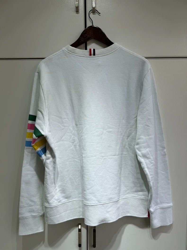 Thom Browne thom browneWhite offset printed round-neck sweatshirt 2503- Size US XXL / EU 58 / 5 - 2 Thumbnail