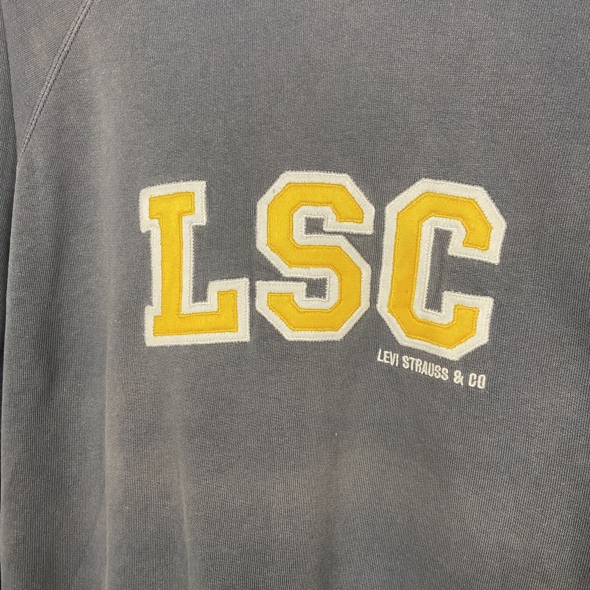 Levi's Levi’s 1980s Vintage Collegiate Faded Hoodie Size US L / EU 52-54 / 3 - 6 Thumbnail