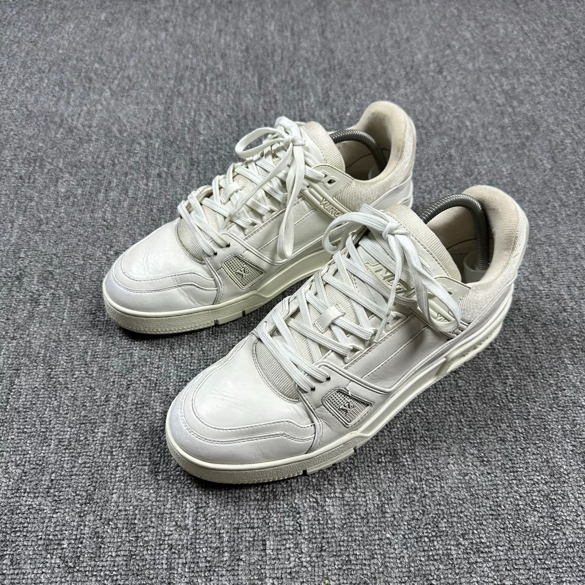 Louis Vuitton Louis Vuitton Casual Shoes Size US 9 / EU 42 - 1 Thumbnail