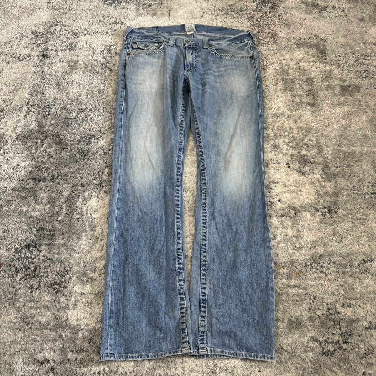 True Religion × Vintage Vintage y2k True Religion cemetery style baggy light wash Size US 34 / EU 50 - 2 Thumbnail