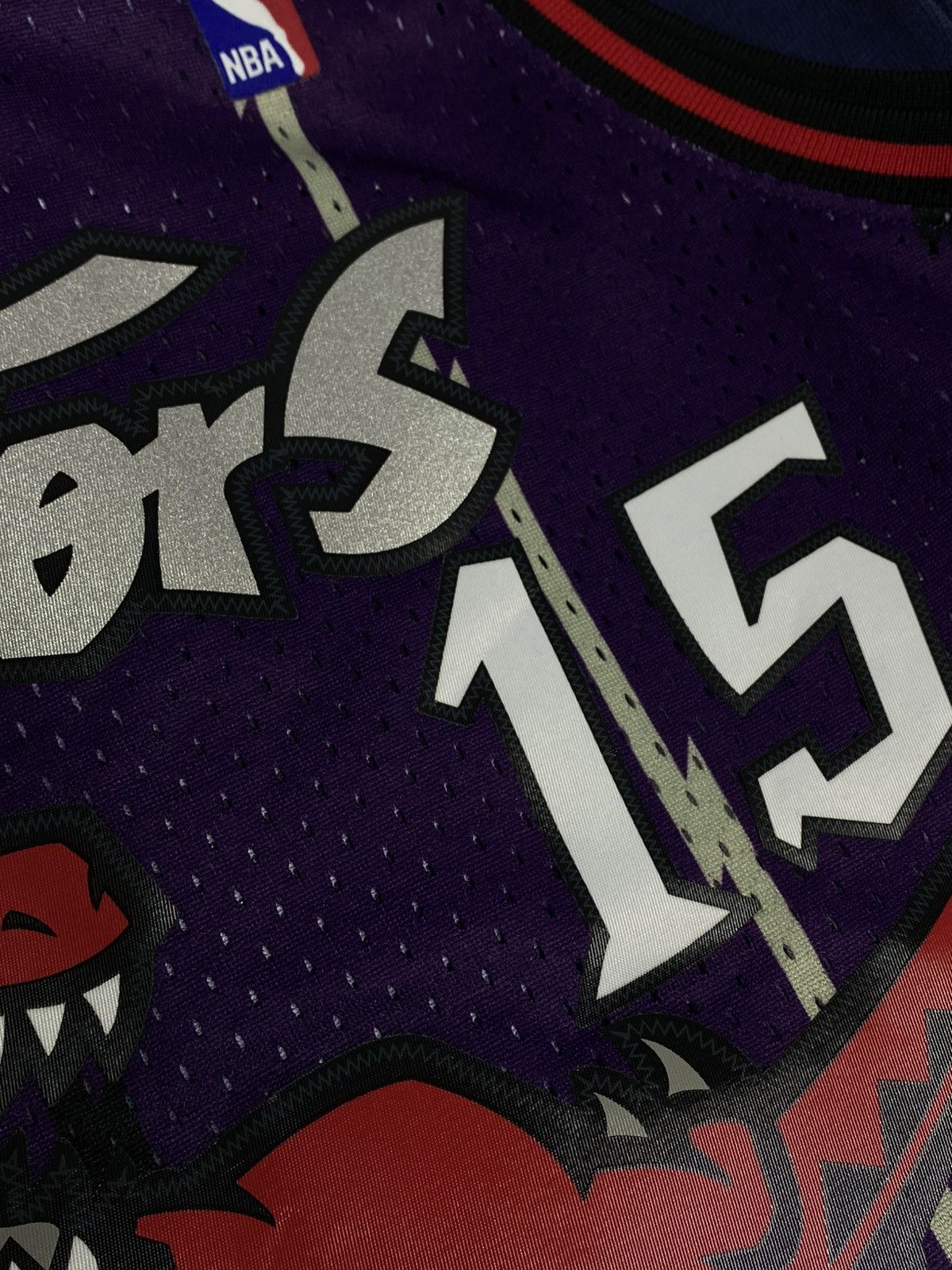 Mitchell & Ness Mitchell & Ness Vince Carter 1998 Toronto Raptors Jersey Size US L / EU 52-54 / 3 - 11 Thumbnail
