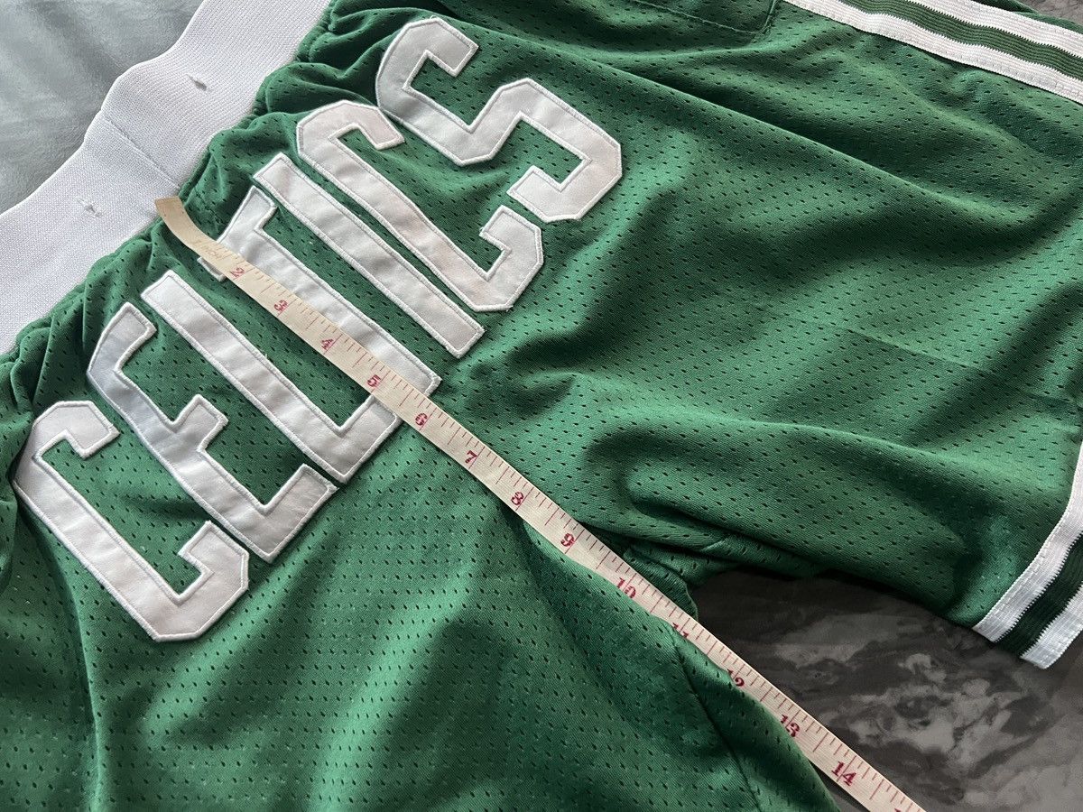 NBA Celtics : Short NBA Just Don Made In USA Size US 30 / EU 46 - 8 Thumbnail