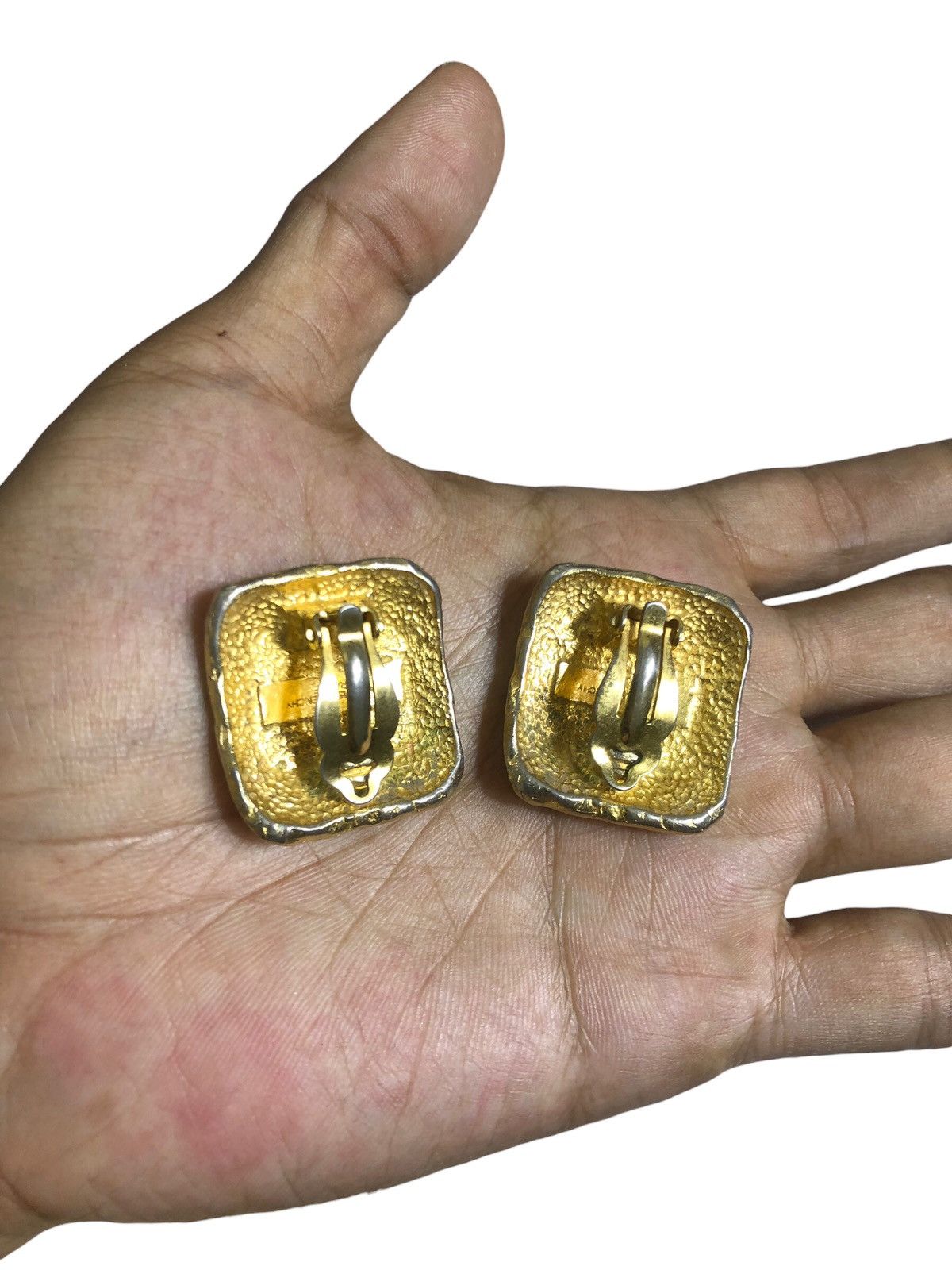 Givenchy 💯🔥Vintage GIVENCHY PARIS Square Logo Gold Earrings Parfums Size ONE SIZE - 4 Thumbnail