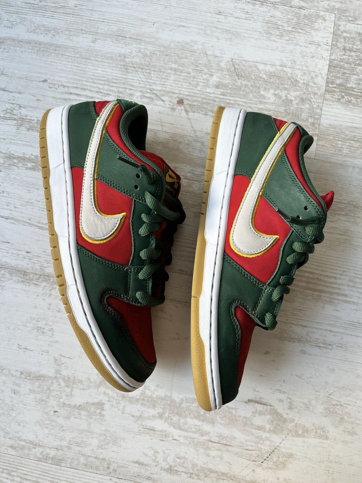 Nike Nike SB Dunk Low Pro PRM Seattle Supersonics 44 EU , US10 Size US 10 / EU 43 - 3 Thumbnail