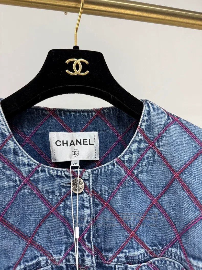 Chanel Chanel 22M diamond checkered denim jacket Size XS / US 0-2 / IT 36-38 - 2 Thumbnail