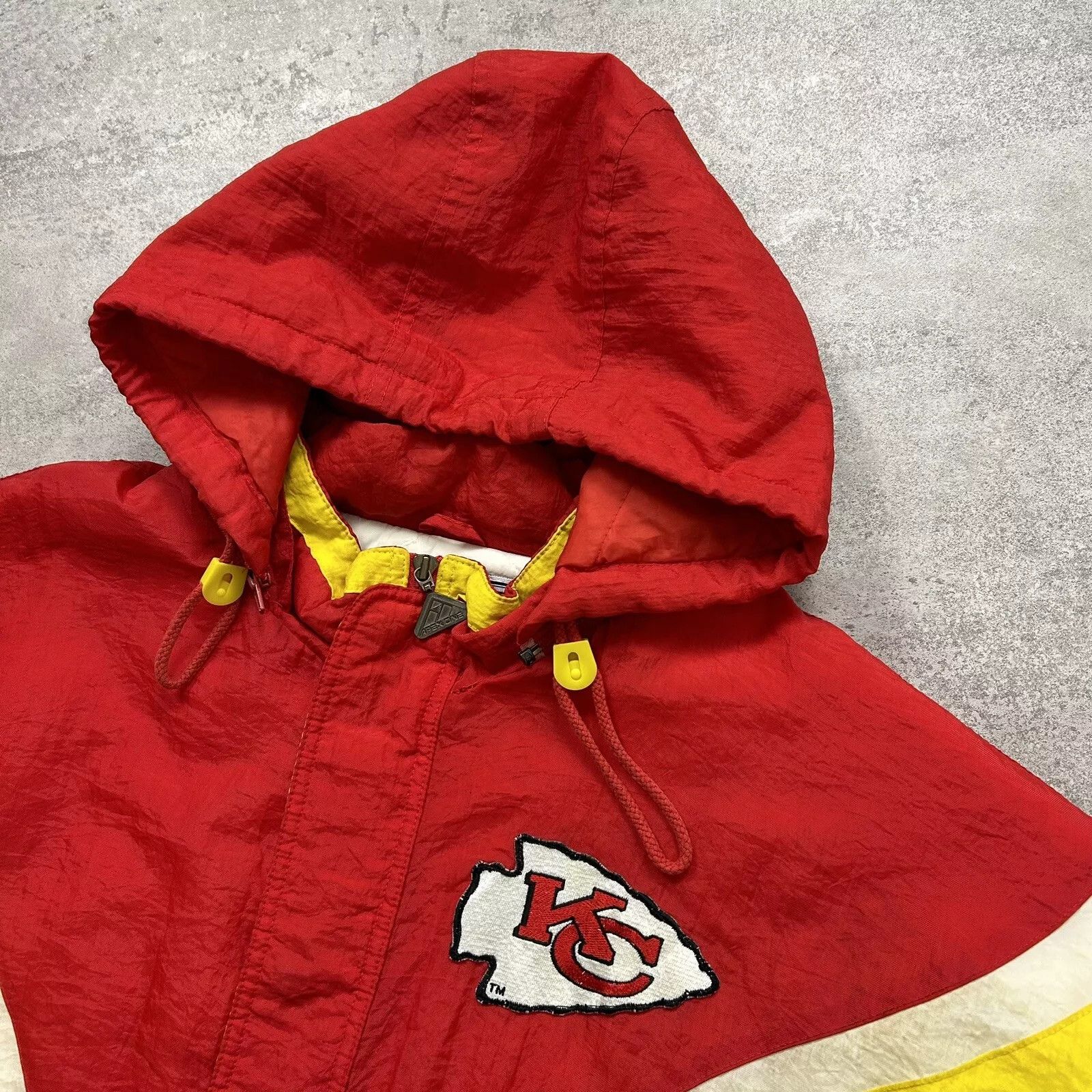 Apex One × NFL × Vintage Kansas City CHIEFS APEX ONE AUTHENTIC PRO LINE PUFFER JACKET Size US XL / EU 56 / 4 - 4 Thumbnail