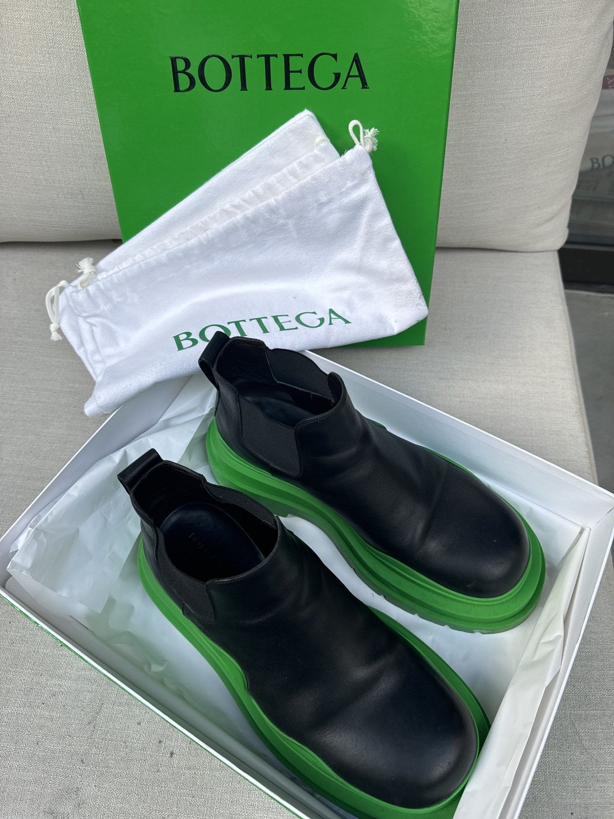 Bottega Veneta “SALE” Bottega Veneta Tractor Boots Size US 11 / EU 44 - 3 Thumbnail