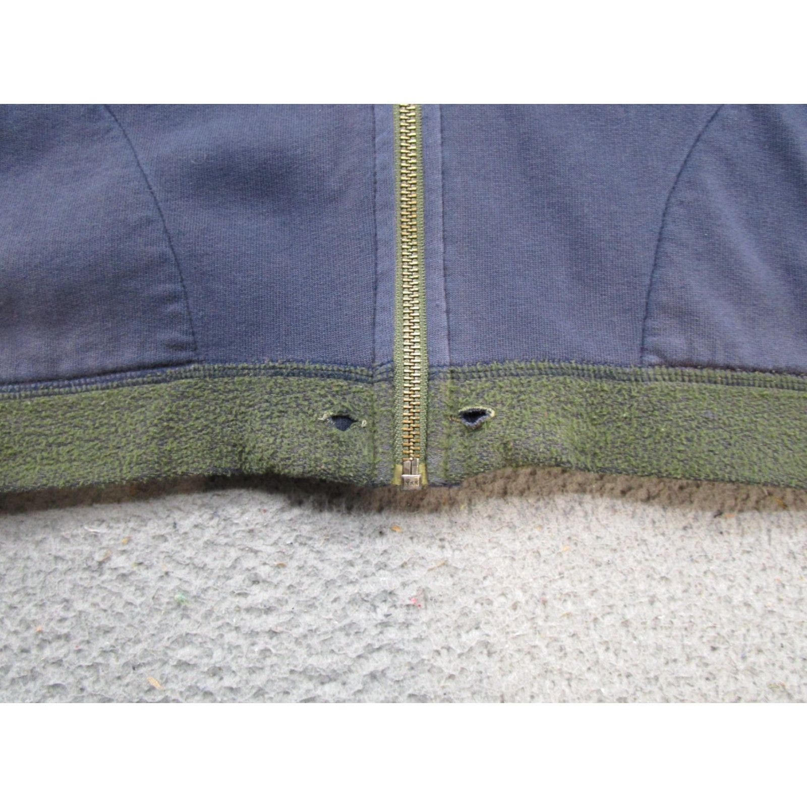 Levi's VINTAGE Levi's Hoodie Women L Blue Embroidered Logo Distressed Zip Up Full Zip Hooded Winter Spring Fall Y2K Size L / US 10 / IT 46 - 6 Thumbnail