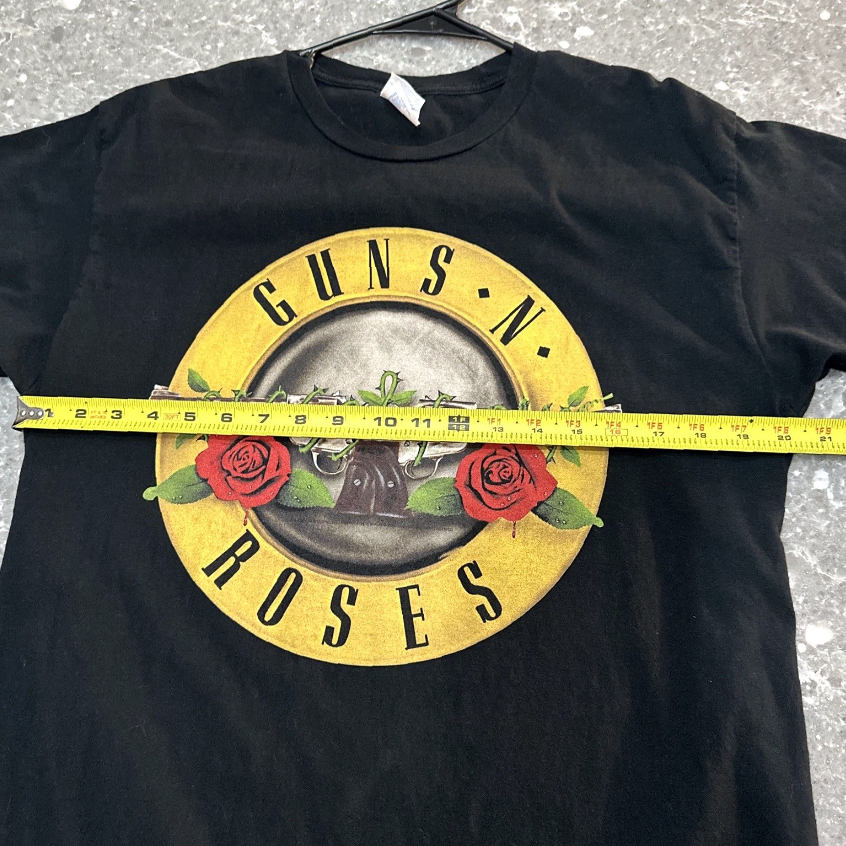 Port & Company Guns N' Roses Port & Company T-Shirt Adult L Black 100% Cotton Short Sleeve Logo Print Band Tee Mens Size US 33 - 6 Thumbnail