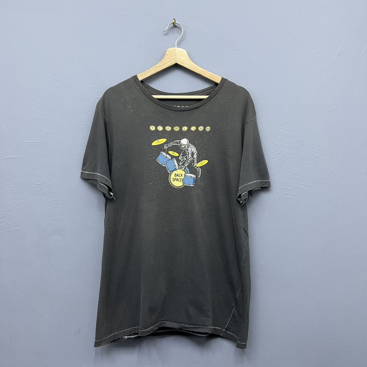 Band Tees Pearl Jam ‘Backspacer’ Band T-shirt Limited Edition Size US M / EU 48-50 / 2 - 1 Thumbnail
