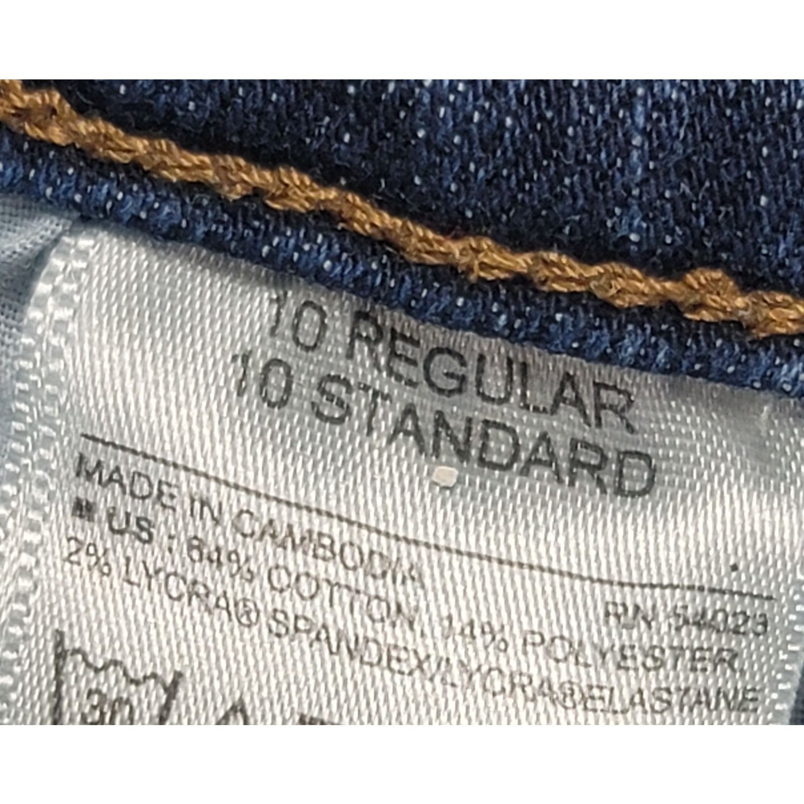 Old Navy Old Navy Blue Rinsed Flat Front Jeans 10 Mid Rise Size 32" / US 10 / IT 46 - 3 Thumbnail