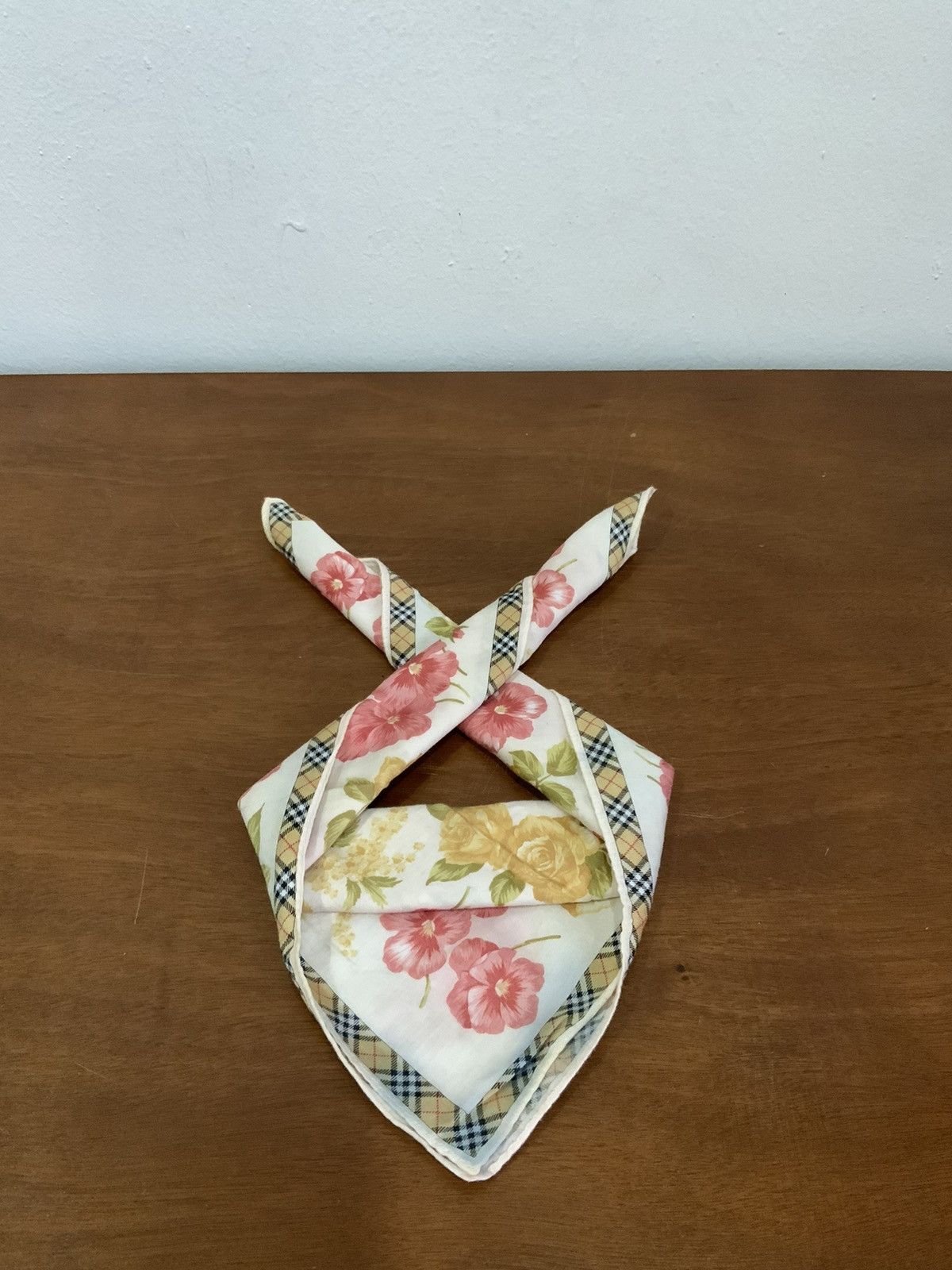 Burberry Burberrys Flower Handkerchief Bandana Size ONE SIZE - 3 Thumbnail