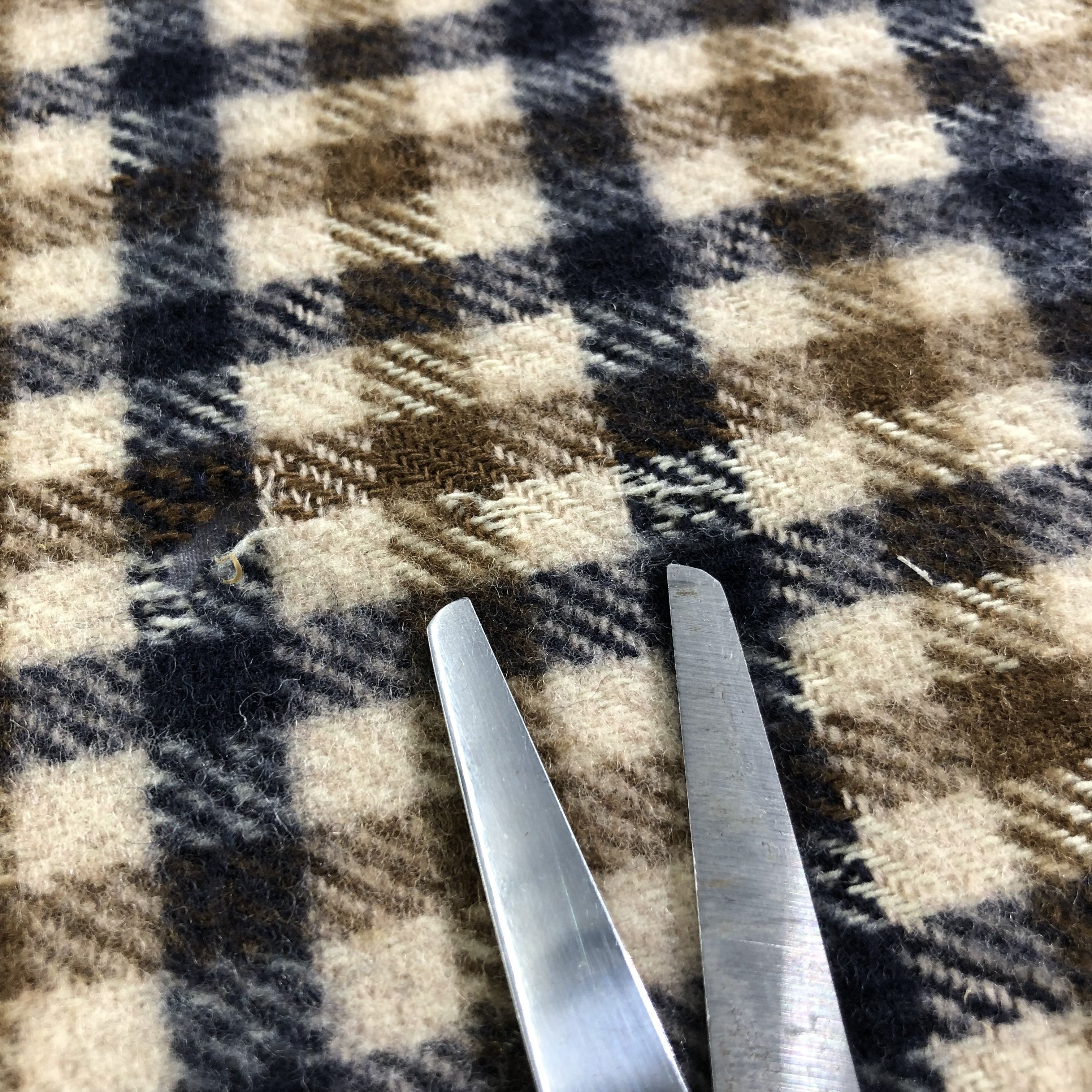 Aquascutum Aquascutum Gingham Wool Scarf Muffler Neckwear V2246 Size ONE SIZE - 9 Thumbnail