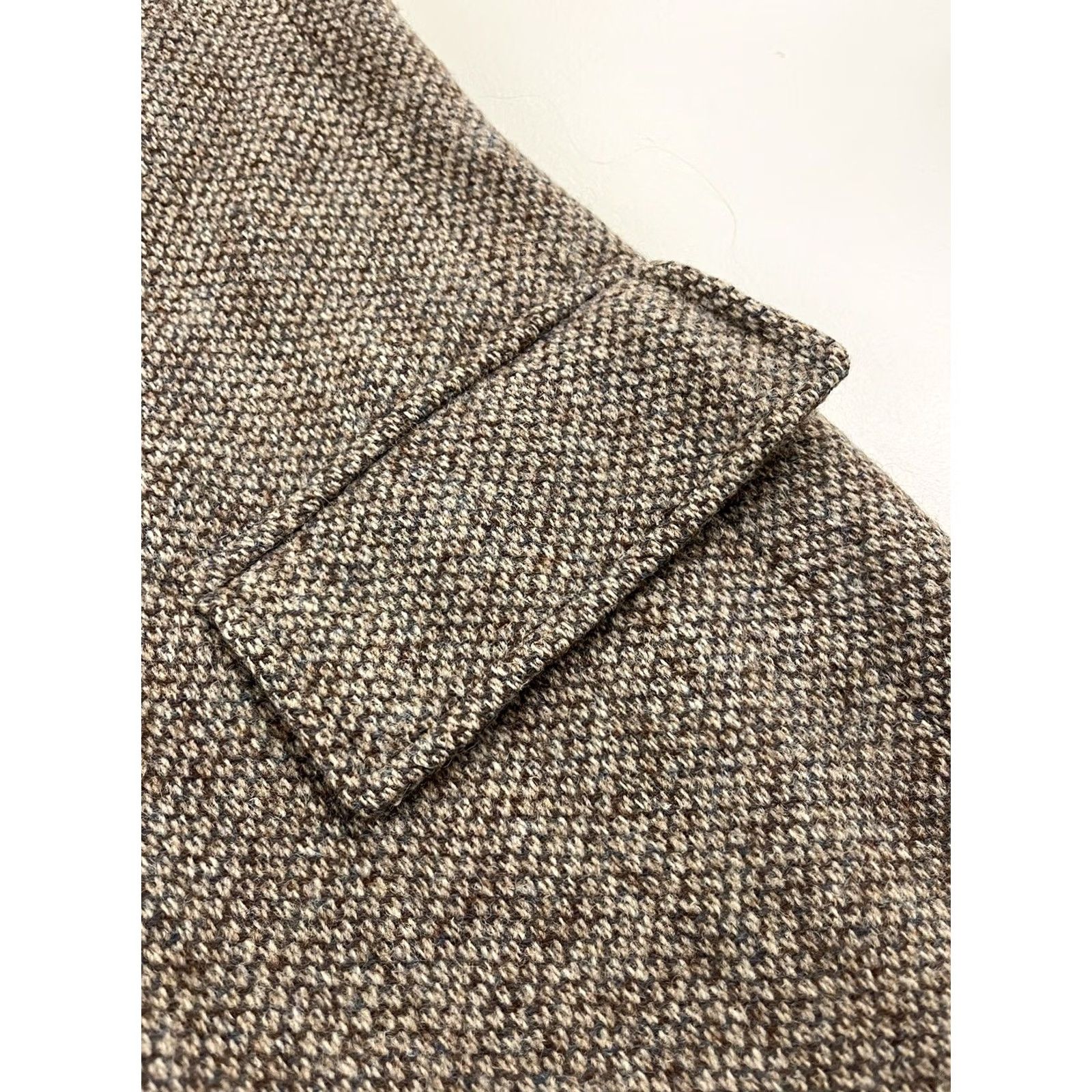 Southwick VINTAGE Southwick Sport Coat Geometric Plaid Wool 40 Regular Notch Lapel 2 Button Single-Breasted Mens Brown 80s 90s USA USA Built Size US XXS / EU 40 - 7 Thumbnail