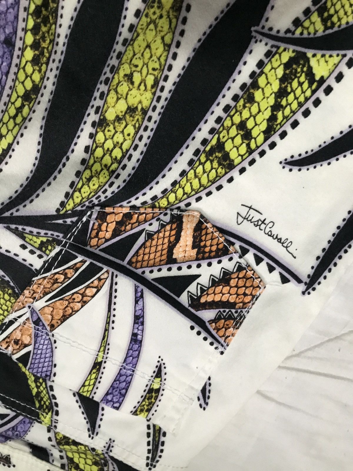 Just Cavalli JUST CAVALLI BY ROBERTO CAVALLI PATTERNED SKINNY Size 26" / US 2 / IT 38 - 9 Thumbnail