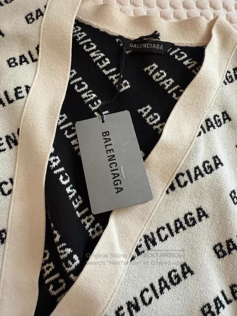 Balenciaga Balenciaga Black letter logo cardigan Size US L / EU 52-54 / 3 - 7 Thumbnail