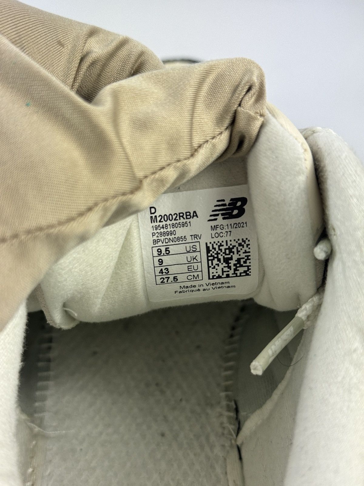 New Balance x THE BASEMENT STONE GREY 2002R SNEAKERS Size US 9.5 / EU 42-43 - 8 Thumbnail
