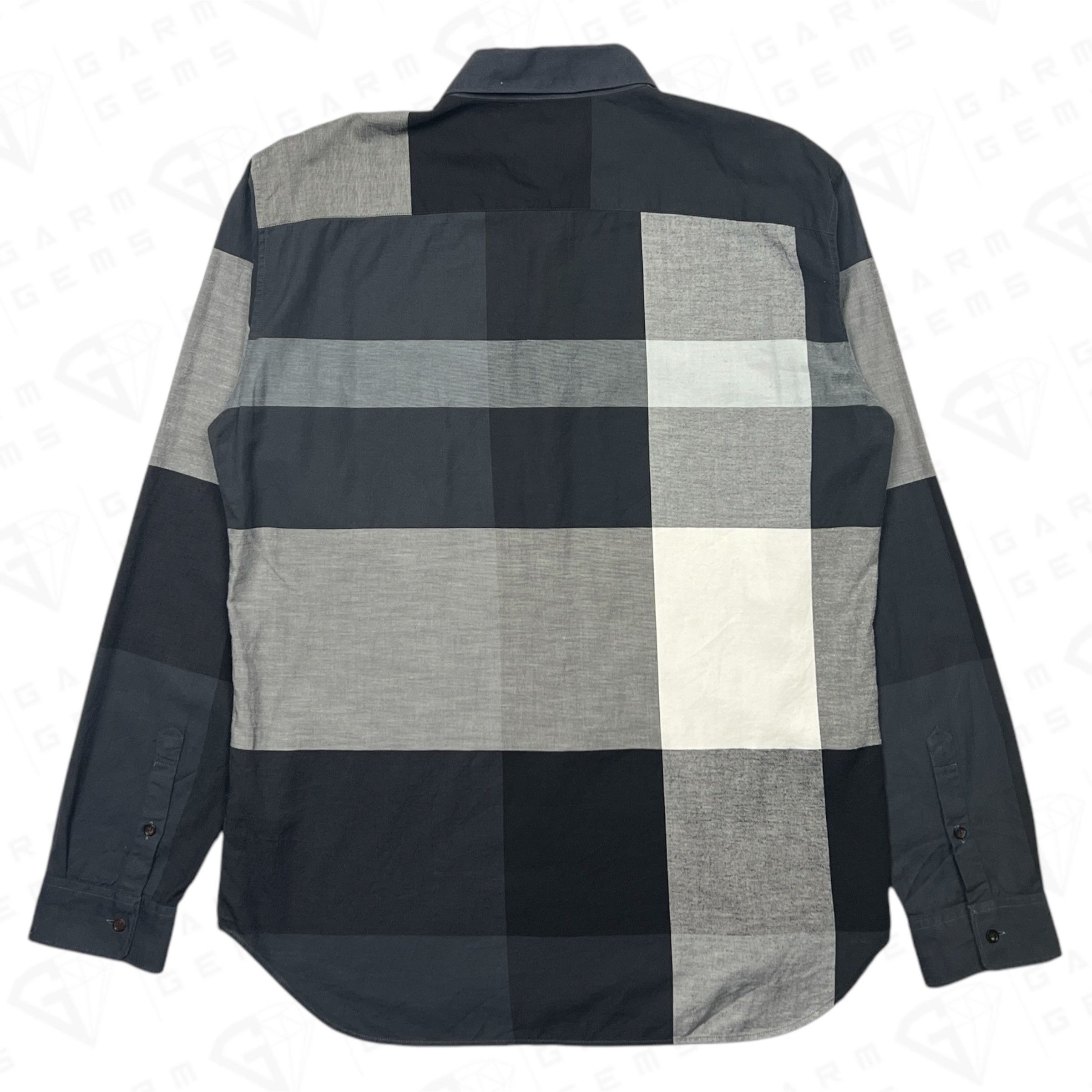 Burberry Burberry Checkered Button Up Long Sleeve Shirt Size US L / EU 52-54 / 3 - 2 Thumbnail