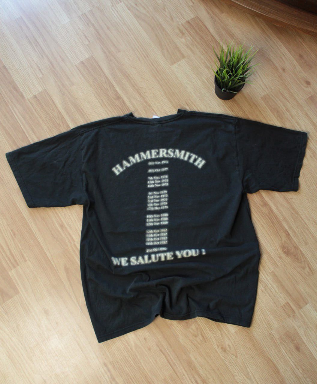 Band Tees 🔥 Vintage 1999 AC/DC For Those About to Rock T-Shirt Tour Size US XL / EU 56 / 4 - 2 Thumbnail