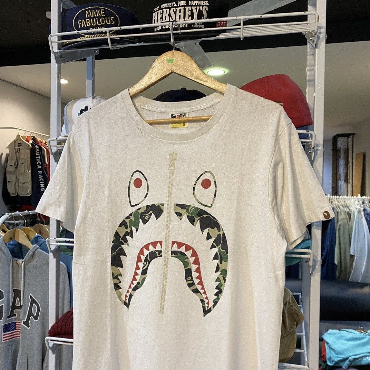 Bape Bape White ABC Camo Shark Tee Size US M / EU 48-50 / 2 - 3 Thumbnail