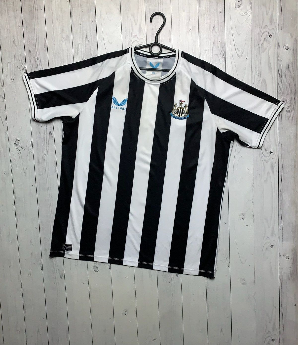 Vintage Vintage New Castle soccer jersey Castore size XXl Size US XXL / EU 58 / 5 - 1 Thumbnail