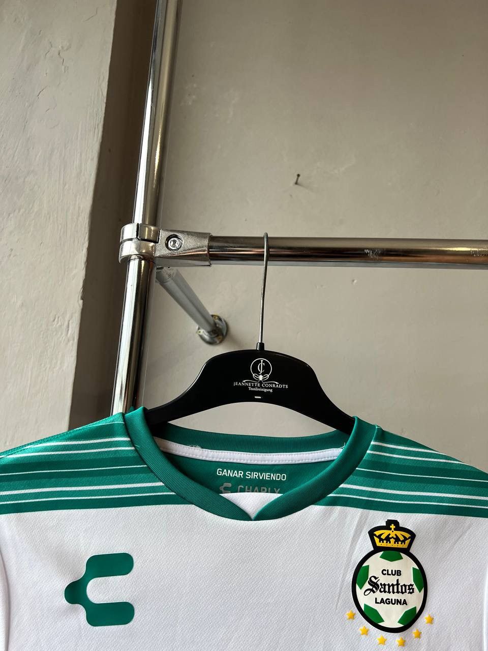 Sports Specialties 2021/22 SANTOS LAGUNA HOME RARE SOCCER JERSEY SHIRT CHARLY Size US S / EU 44-46 / 1 - 4 Thumbnail