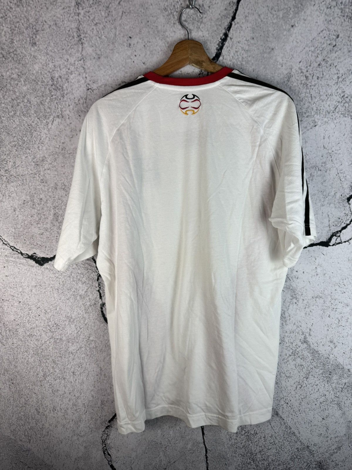 Adidas Adidas Deutschland 00s tee football soccer jersey og rare Size US L / EU 52-54 / 3 - 2 Thumbnail