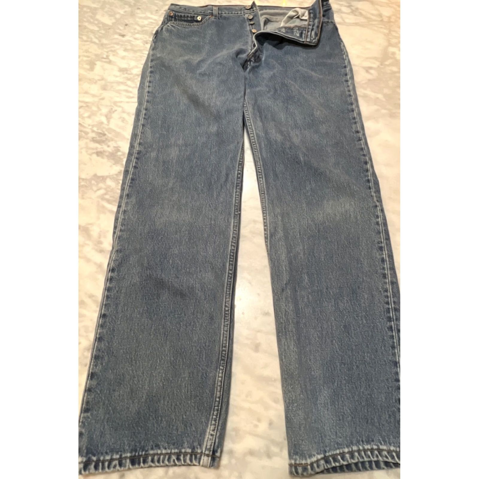 Levi's VINTAGE Levi's 501 Jeans Men Regular Fit Stamp Button Fly Blue 90s USA 38x34 33x34 (Adjusted to include key details) Size US 36 / EU 52 - 2 Thumbnail