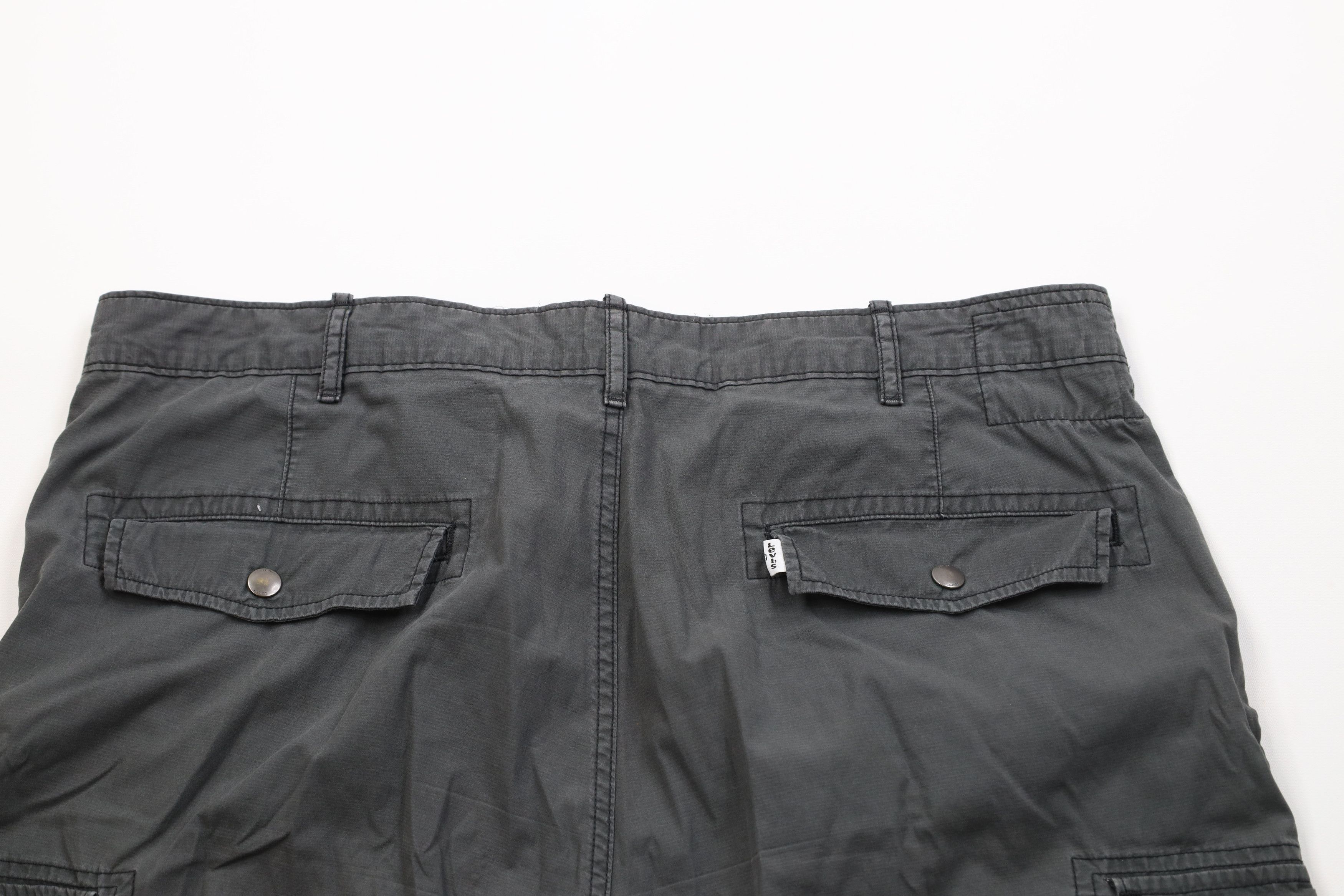 Levi's Vintage Y2K Levis Baggy Fit Cargo Shorts Gray Cotton Size US 40 / EU 56 - 9 Thumbnail