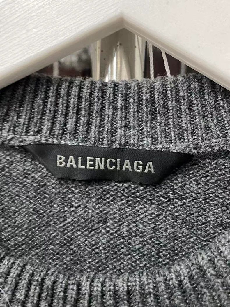 Balenciaga Balenciaga Embroidered Logo Sweater Size US XS / EU 42 / 0 - 6 Thumbnail