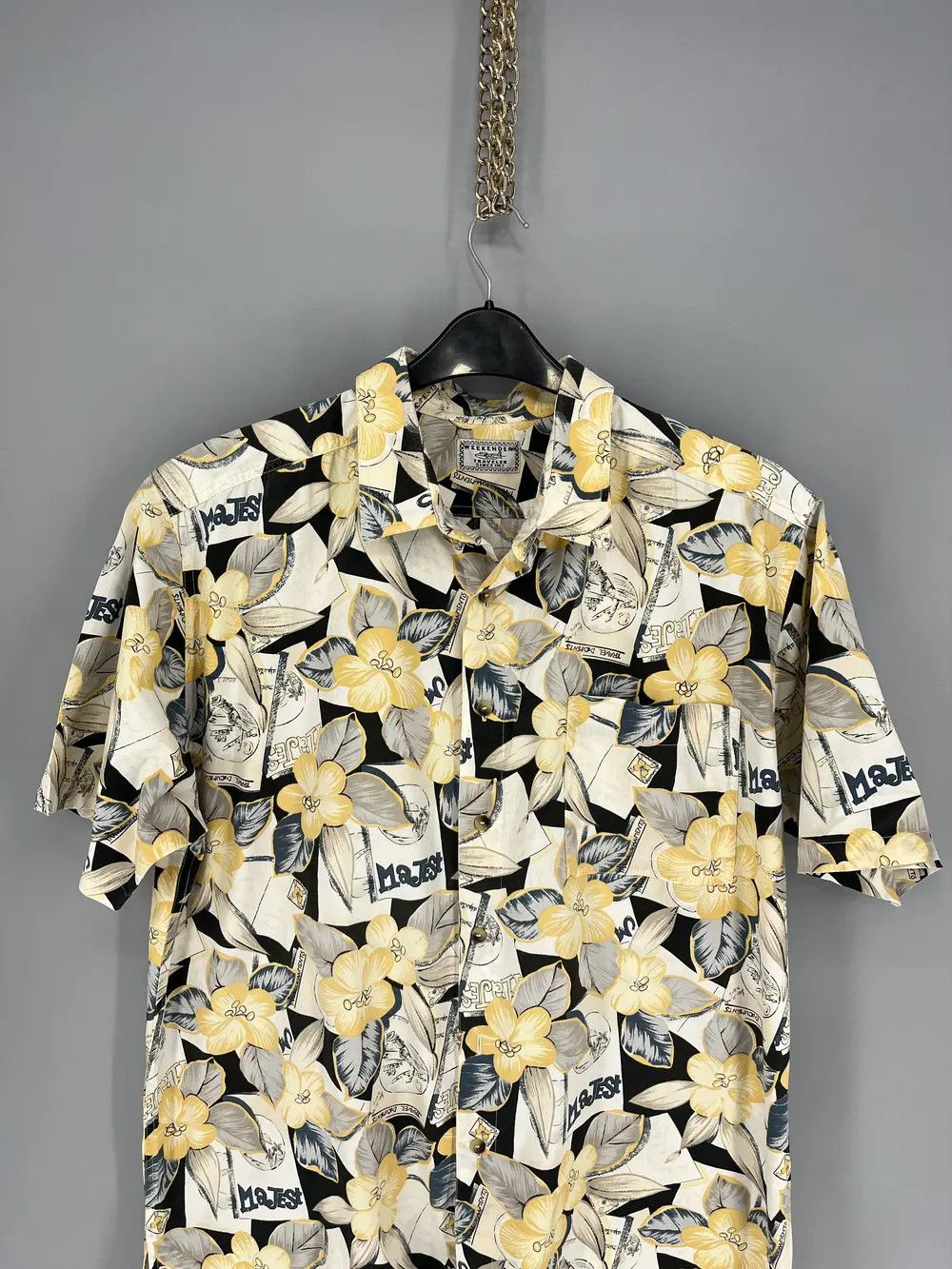 Vintage Vintage Art Streetwear Hawaiian Travis Scott style Size US L / EU 52-54 / 3 - 6 Thumbnail