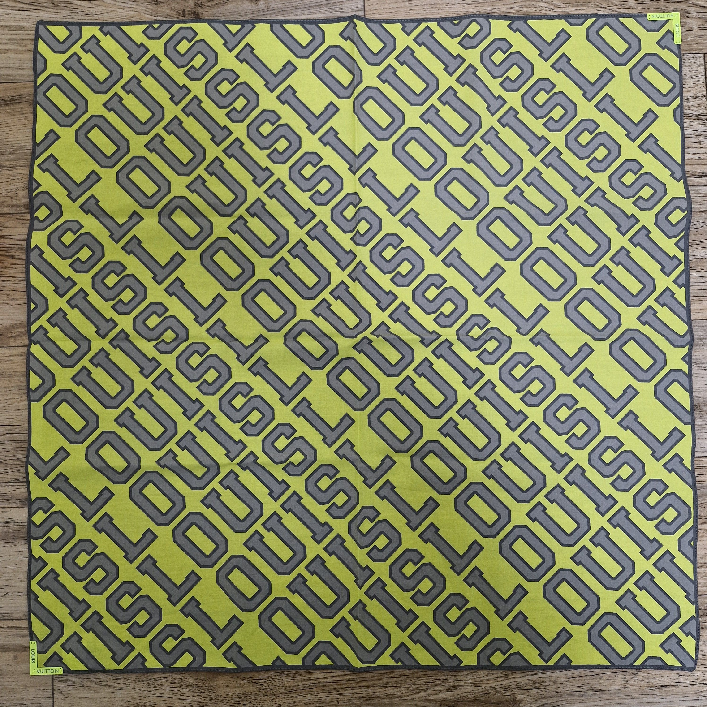 Louis Vuitton LOUIS VUITTON neon yellow fluo scarf Size ONE SIZE - 2 Thumbnail